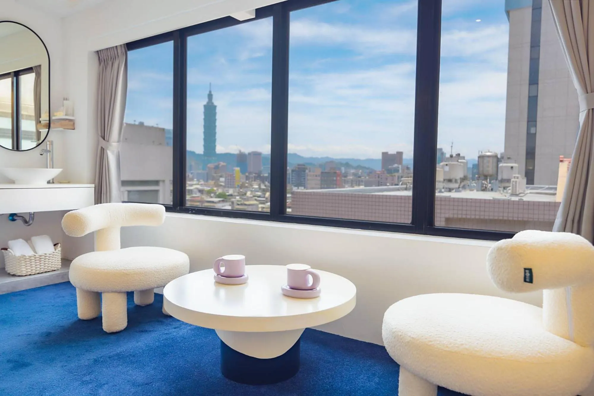 苓旅松山館 Lininn Tapei Arena