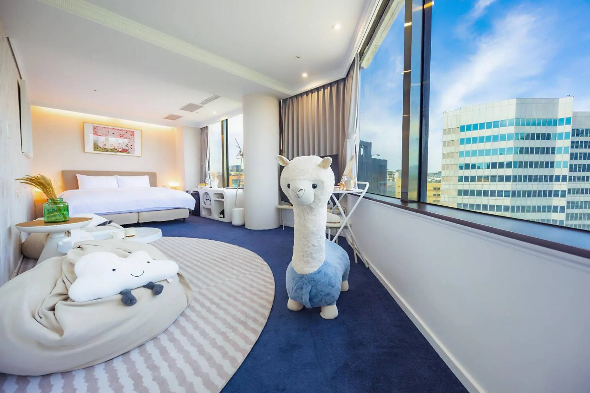 Photo of the whole room, Bed in 苓旅松山館 Lininn Tapei Arena