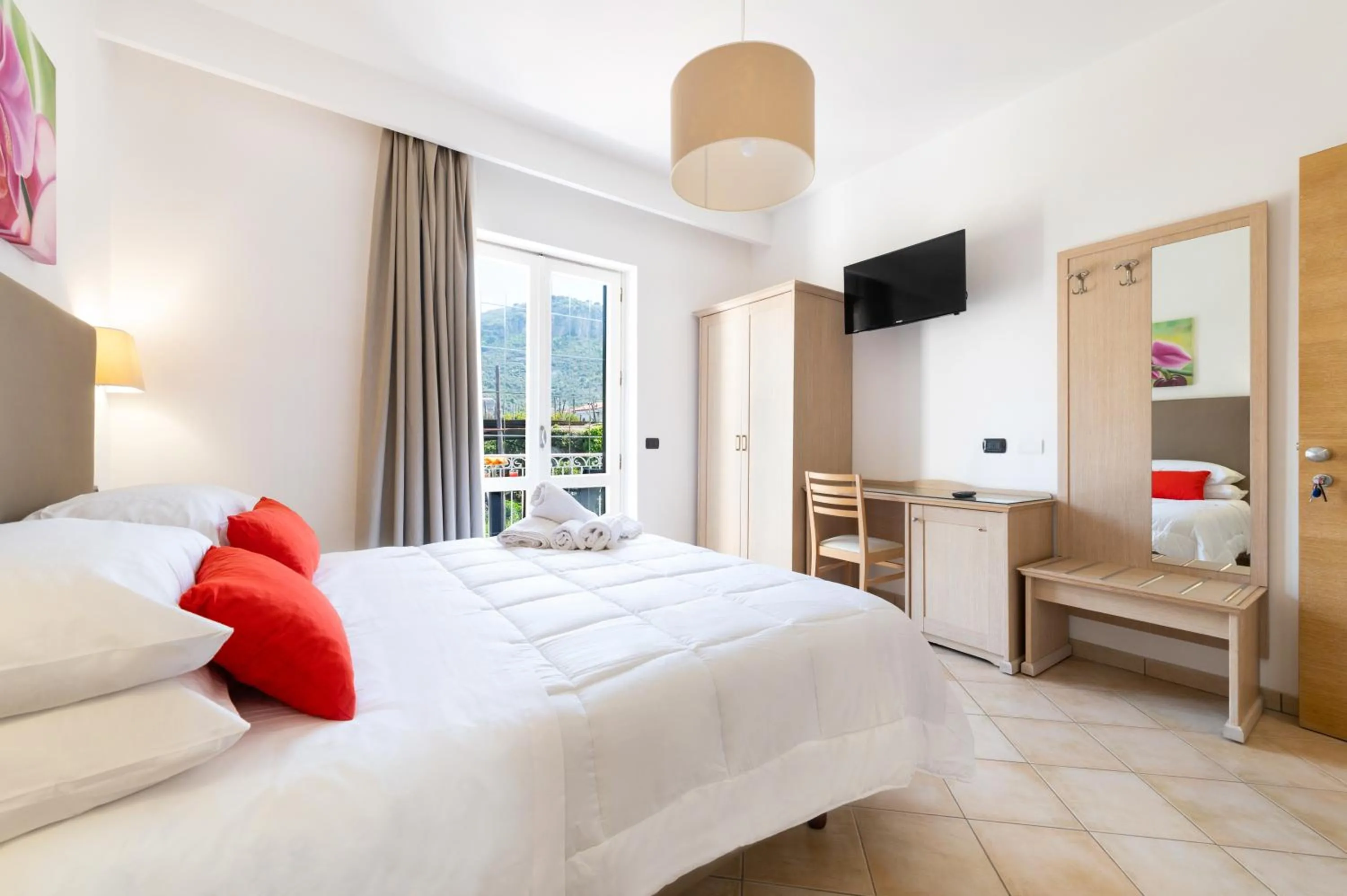 Balcony/Terrace, Bed in Villa Francesca Relais