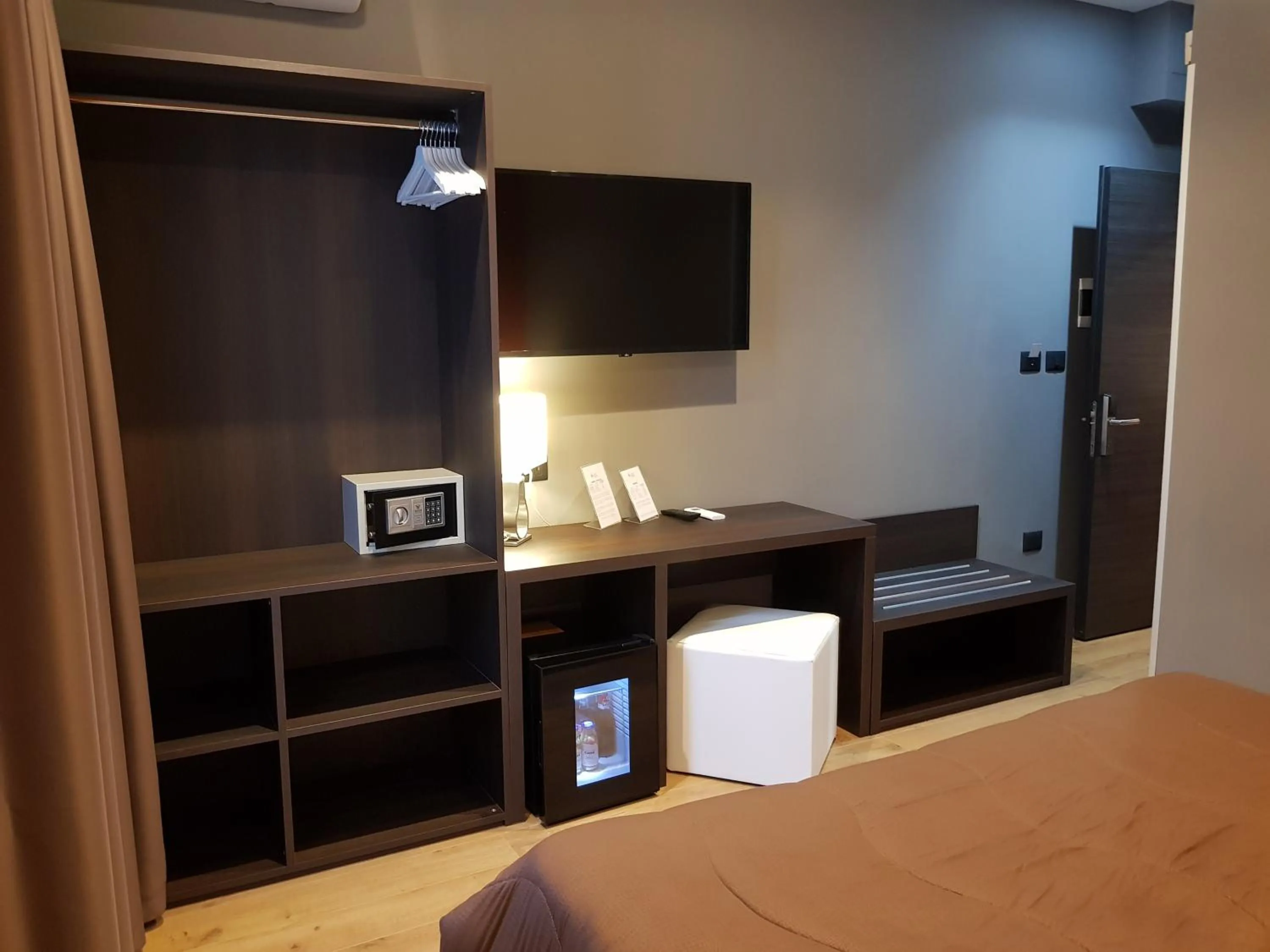 Bedroom, Bed in Hotel Europa Art Caserta