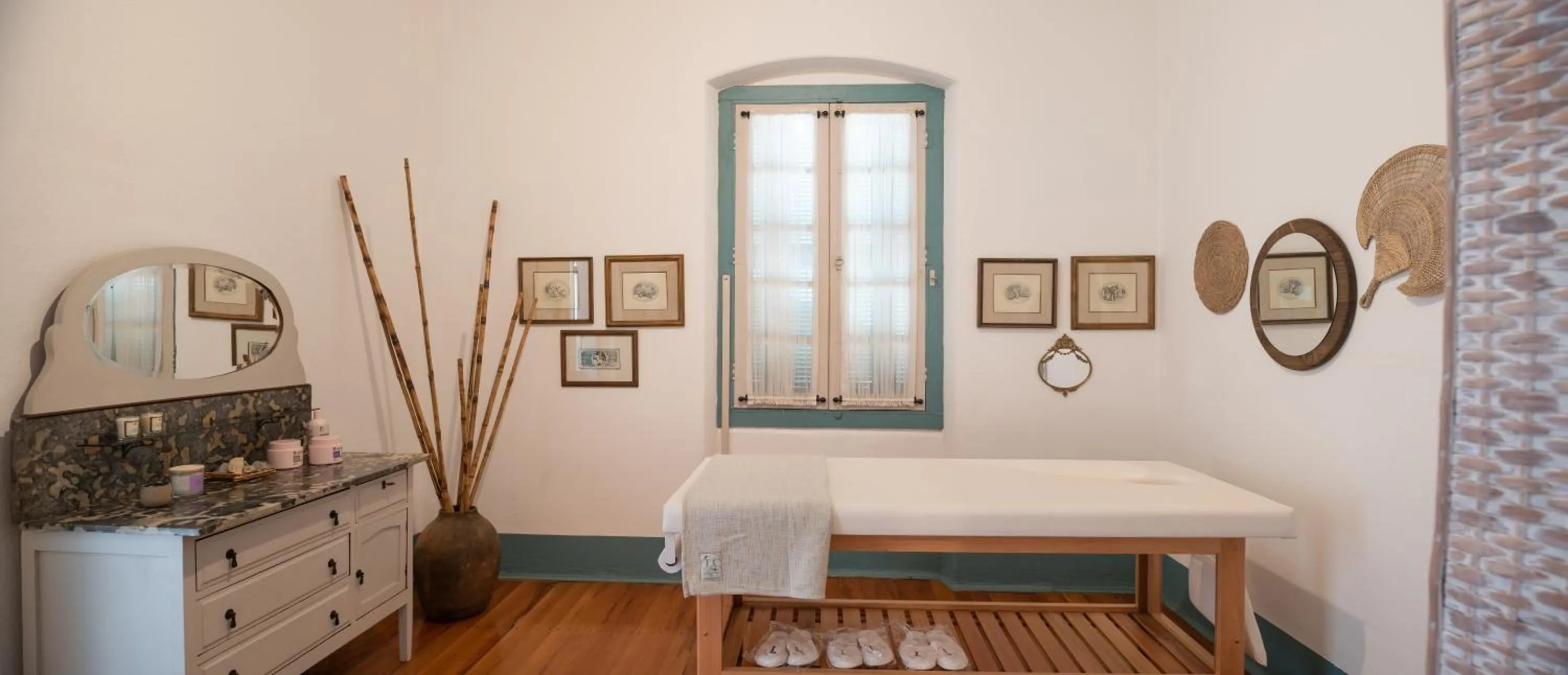 Massage, Bed in Limoeiro da Concórdia Hotel Fazenda de Charme