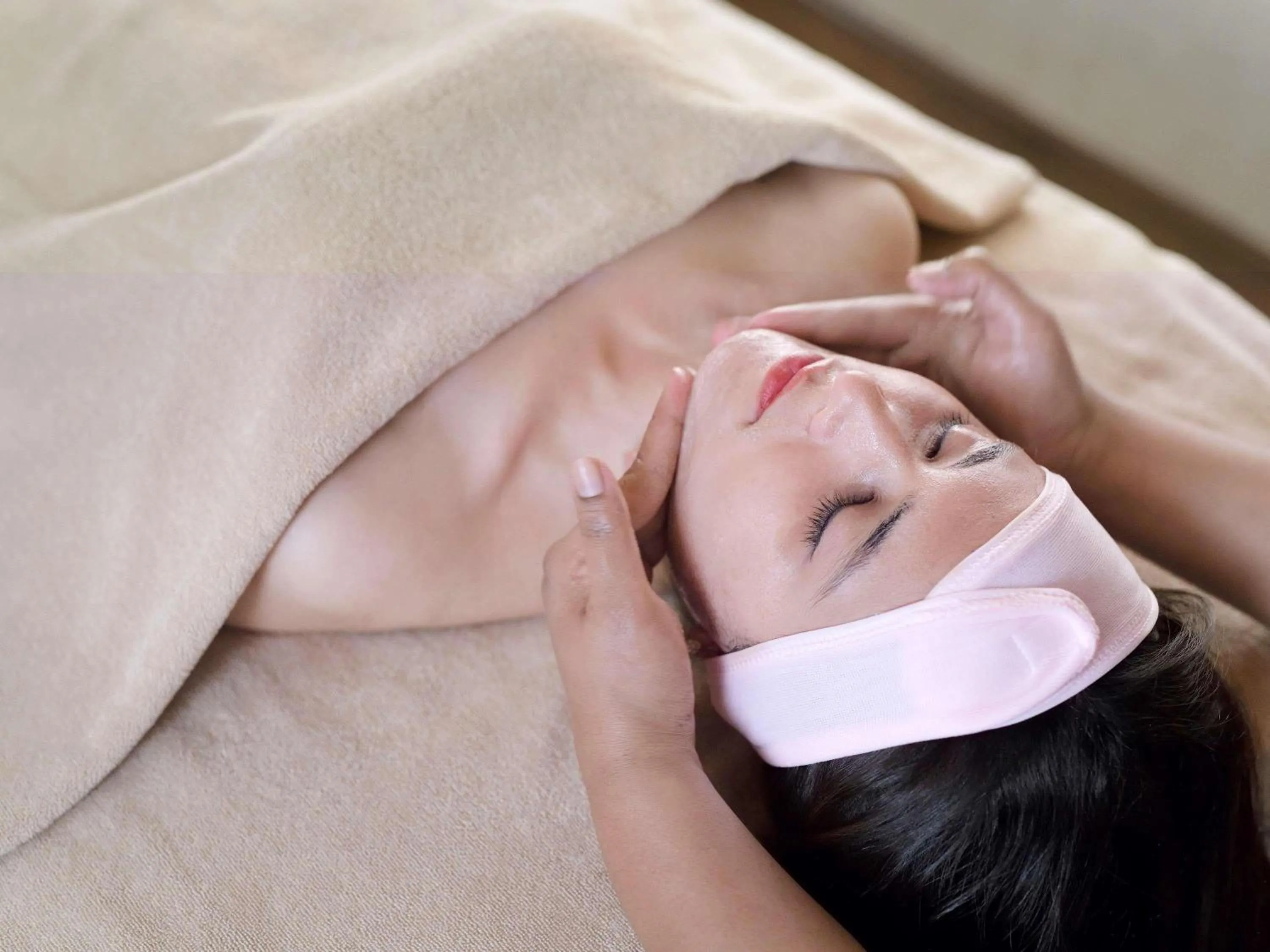 Spa and wellness centre/facilities in Mövenpick Hotel Karachi