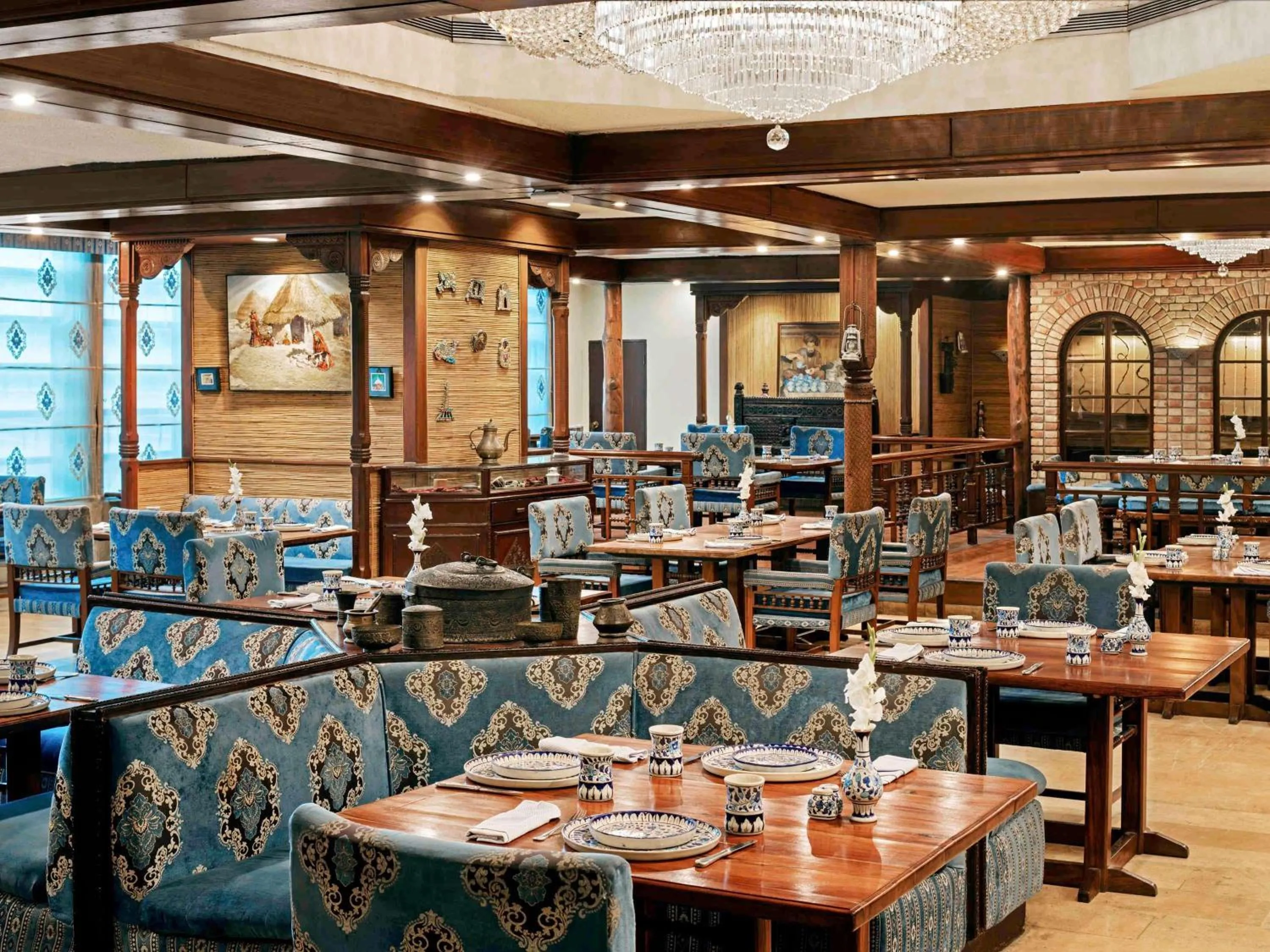 Restaurant/places to eat in Mövenpick Hotel Karachi