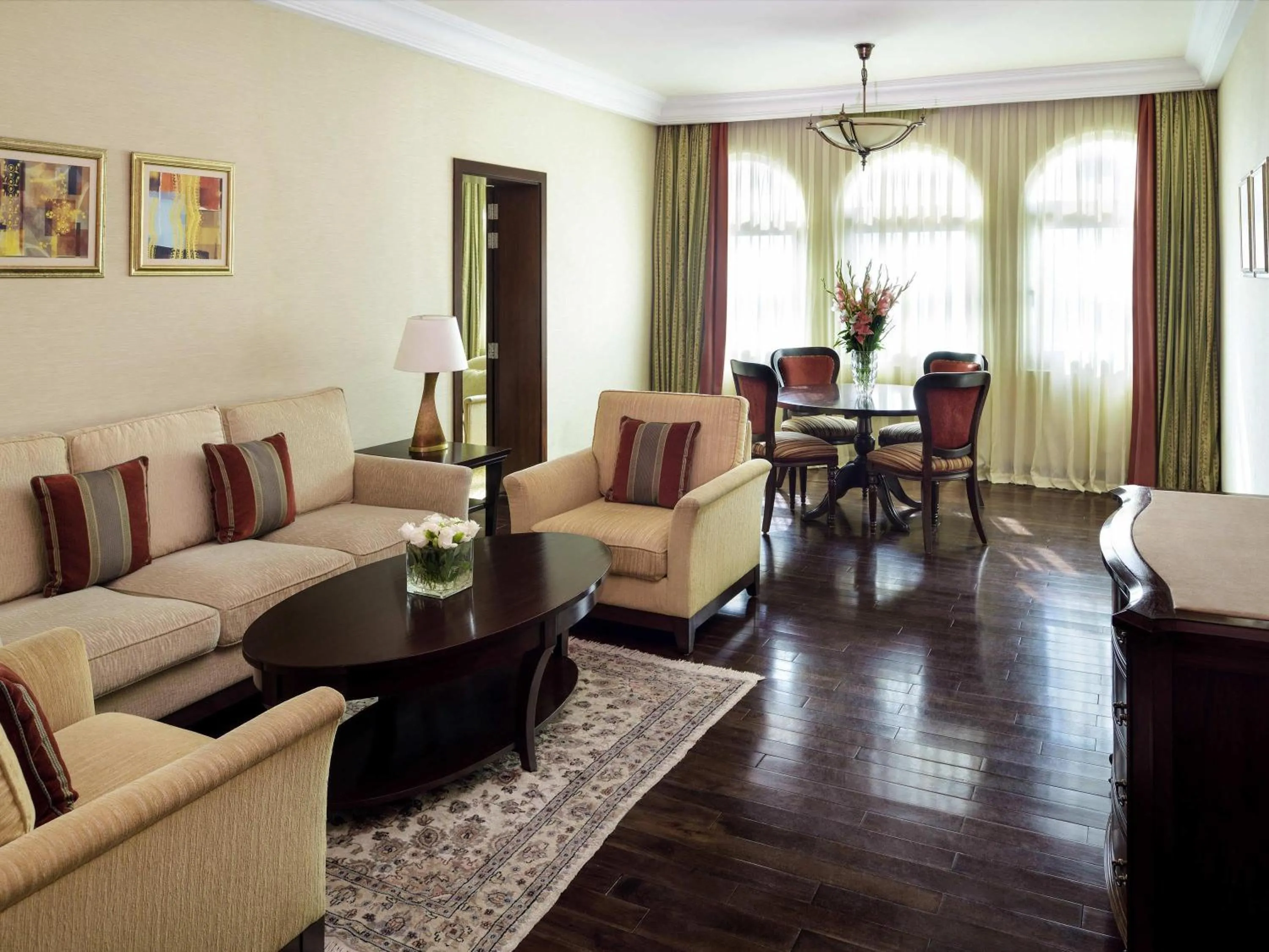 Bedroom in Mövenpick Hotel Karachi