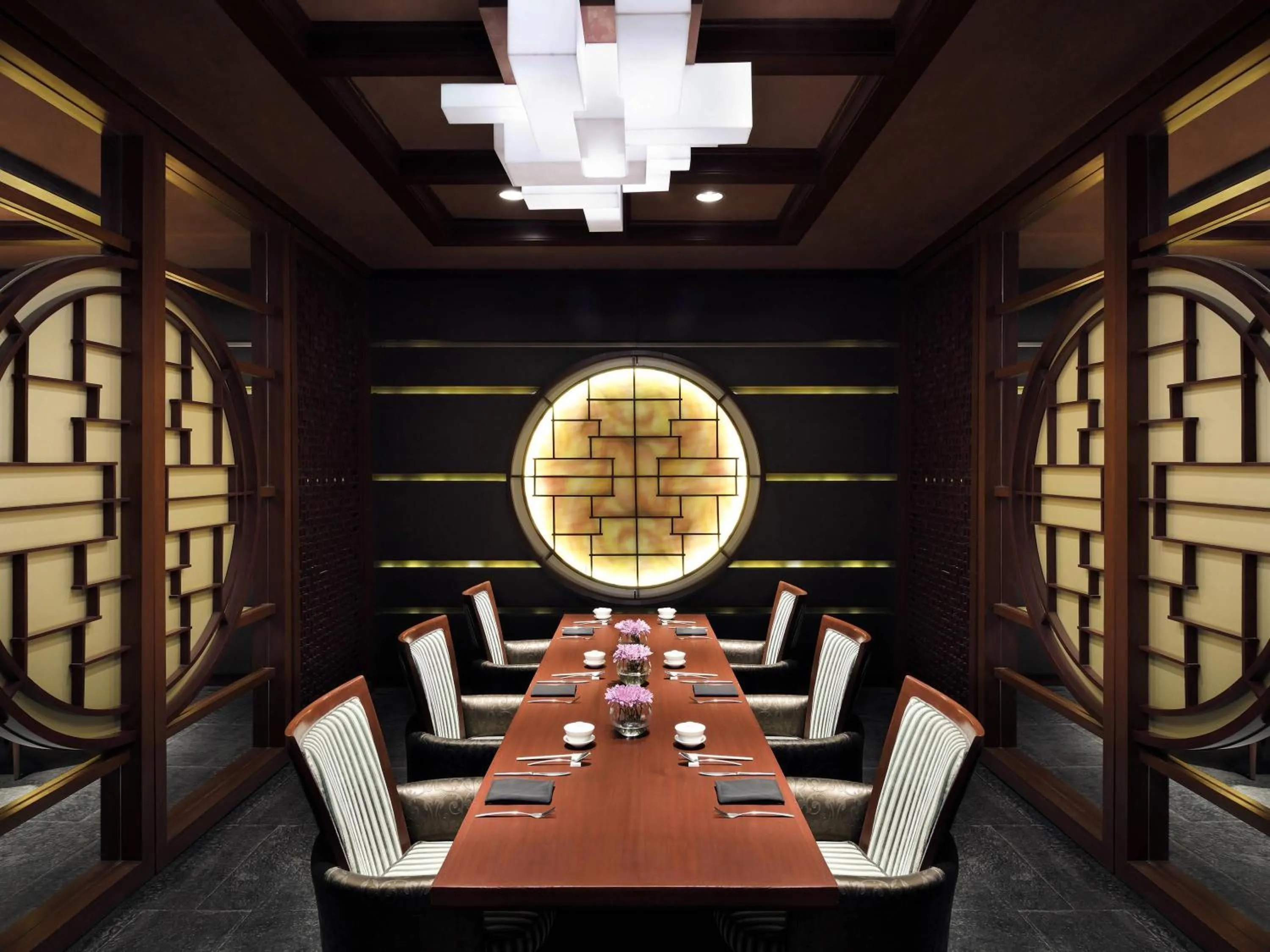 Restaurant/places to eat in Mövenpick Hotel Karachi