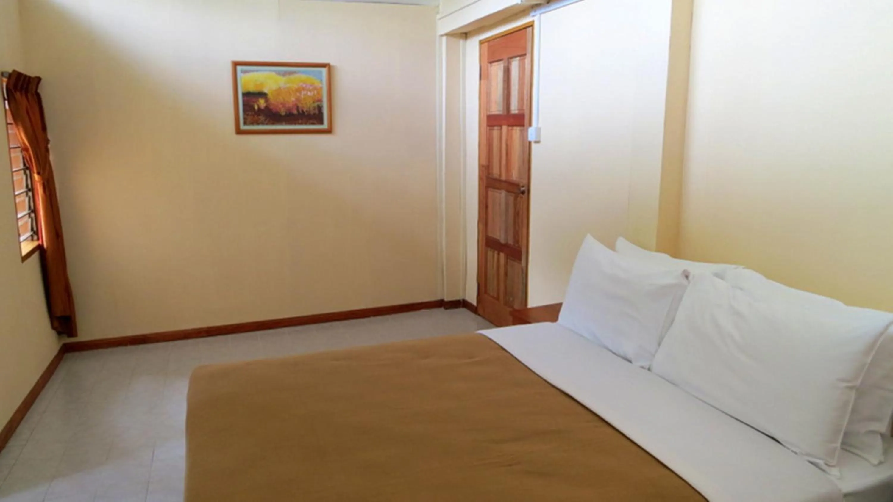 Bedroom, Bed in Mile 36 Lodge