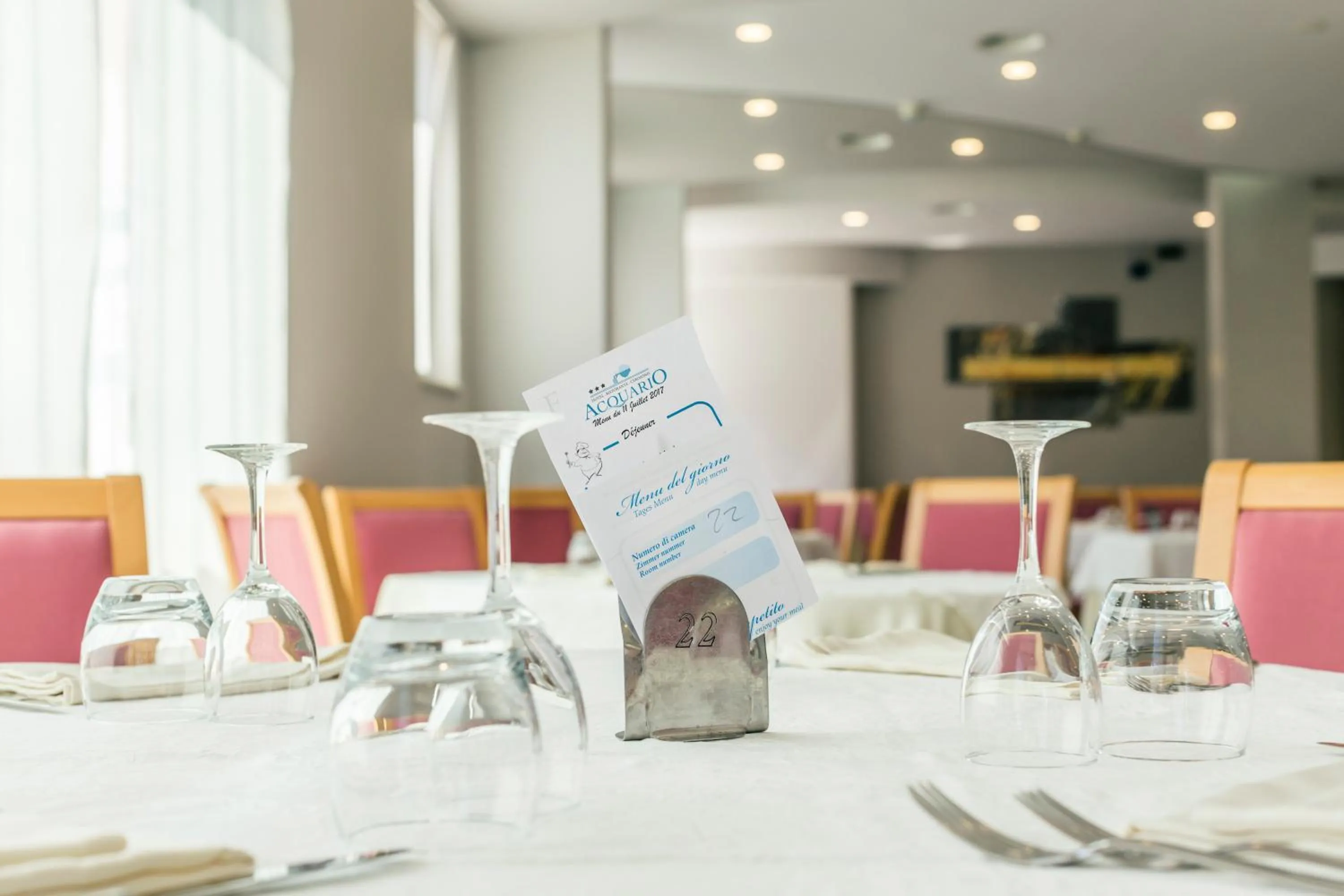 Restaurant/places to eat in Hotel Acquario