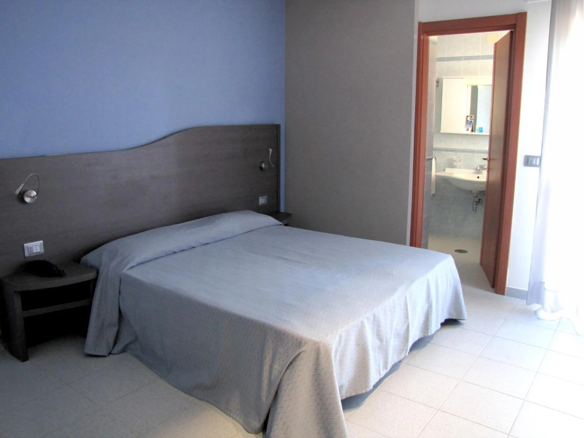 Photo of the whole room, Bed in Hotel Acquario