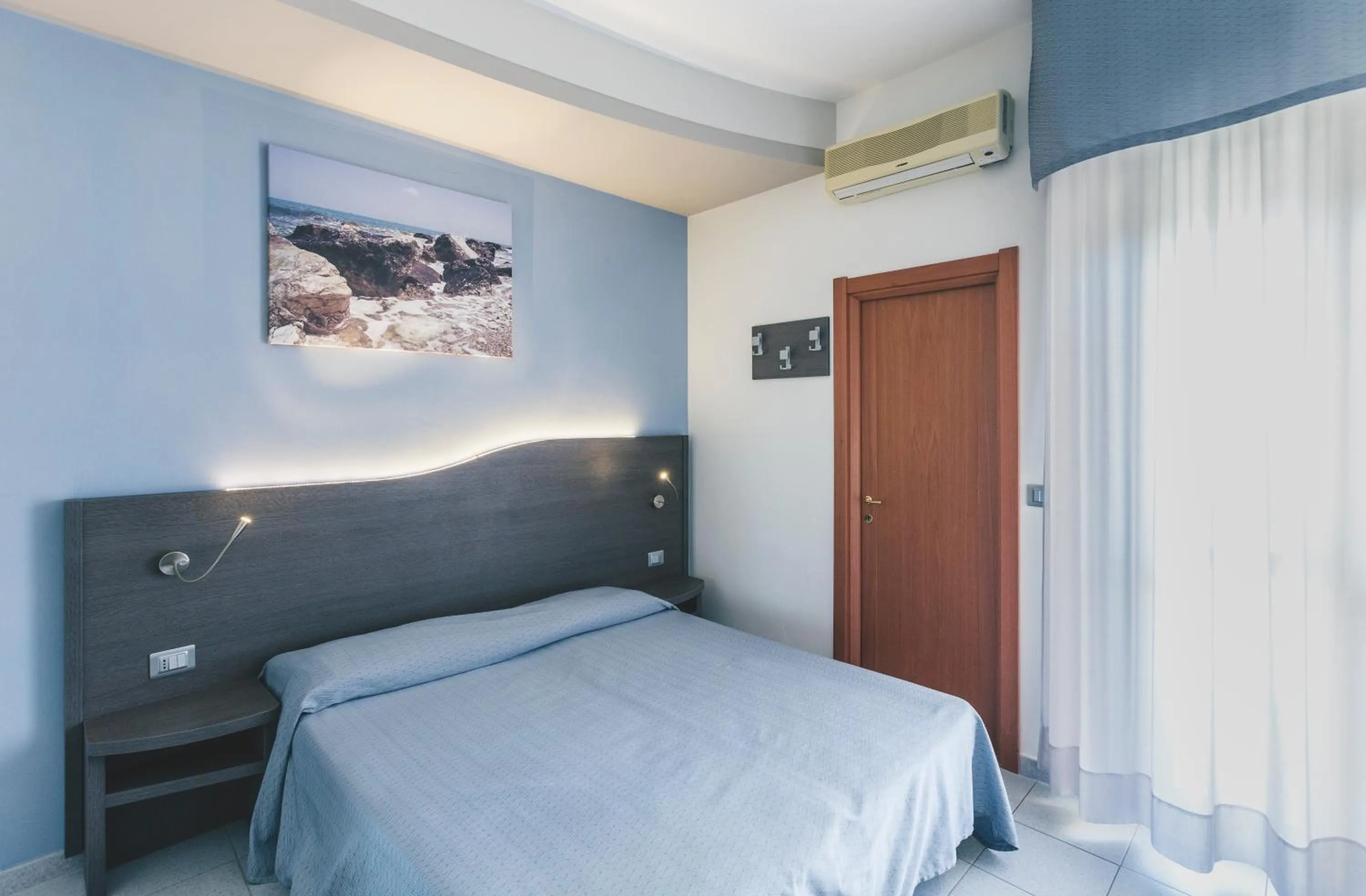 Photo of the whole room, Bed in Hotel Acquario