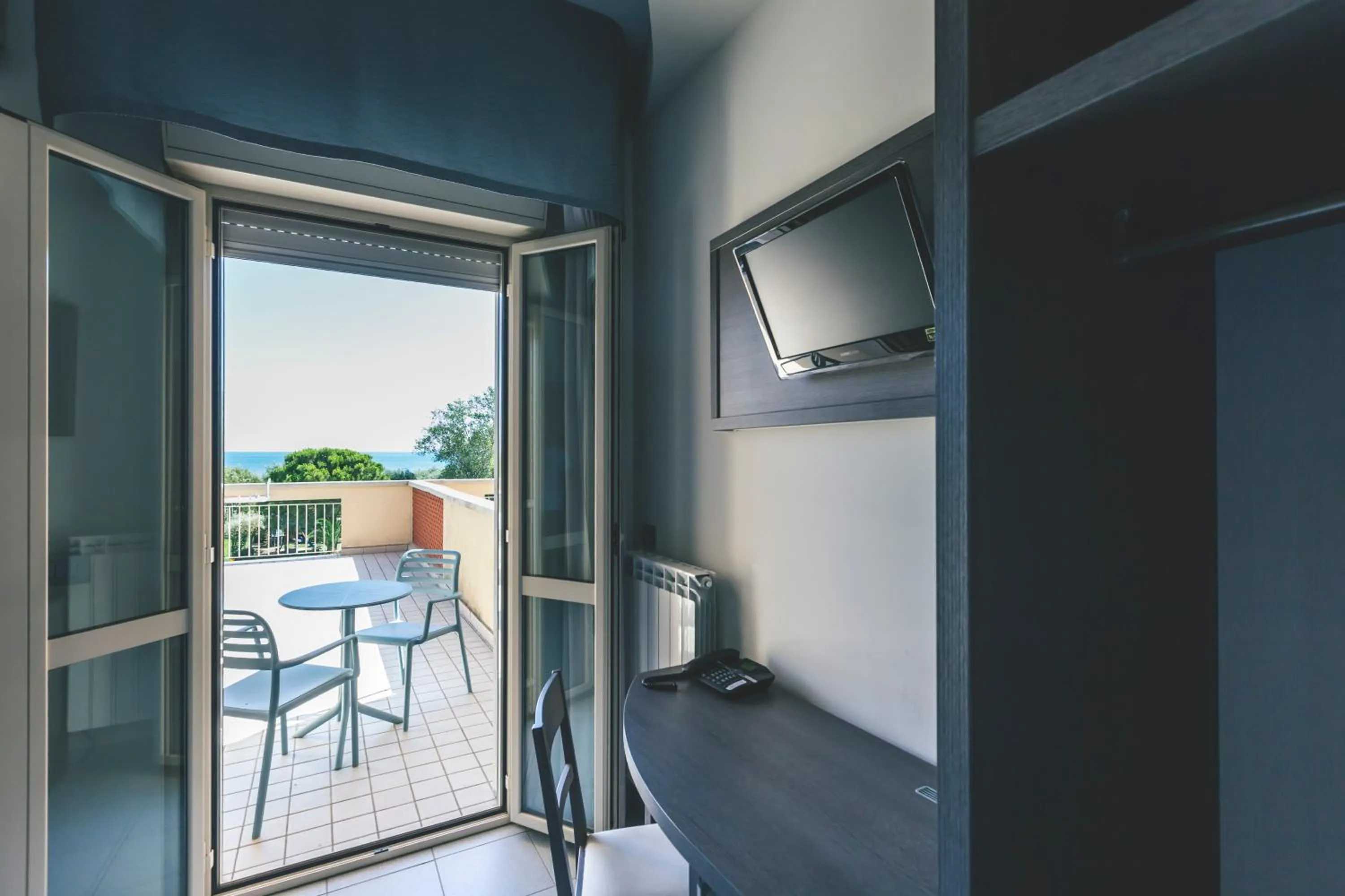 Photo of the whole room in Hotel Acquario