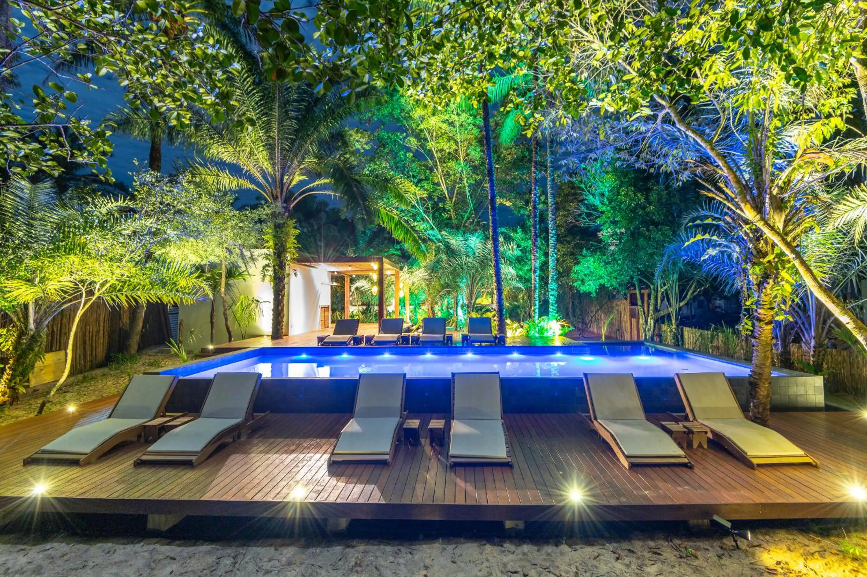 Pool view in Colibri Beach Villas