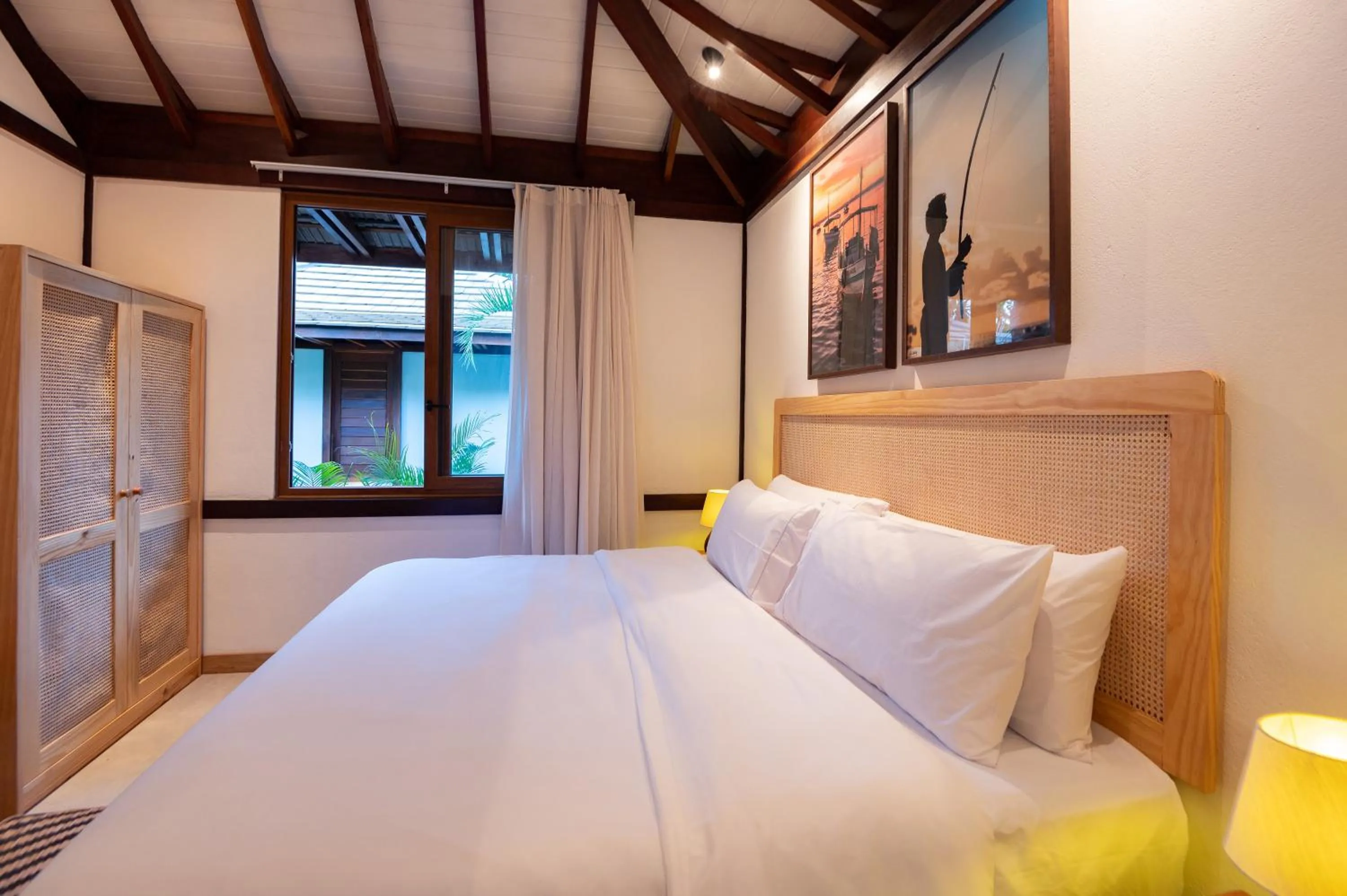 Bed in Colibri Beach Villas