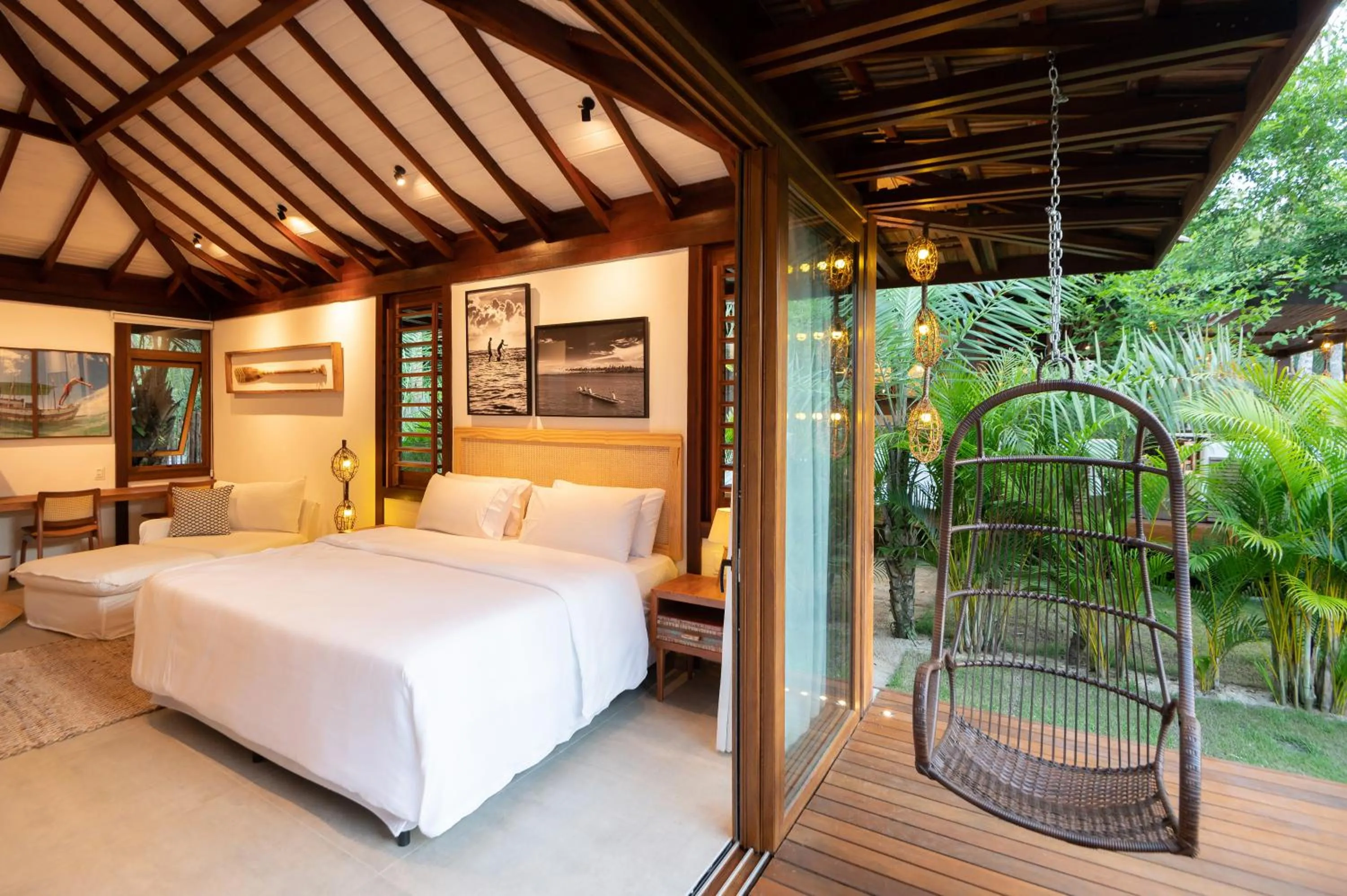 Balcony/Terrace, Bed in Colibri Beach Villas