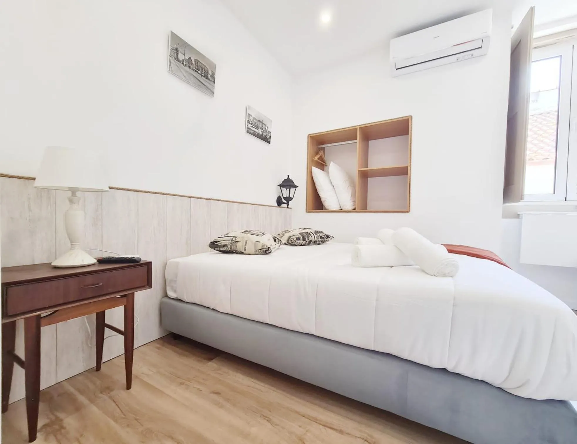 Bed in COIMBRA CITY CHARM