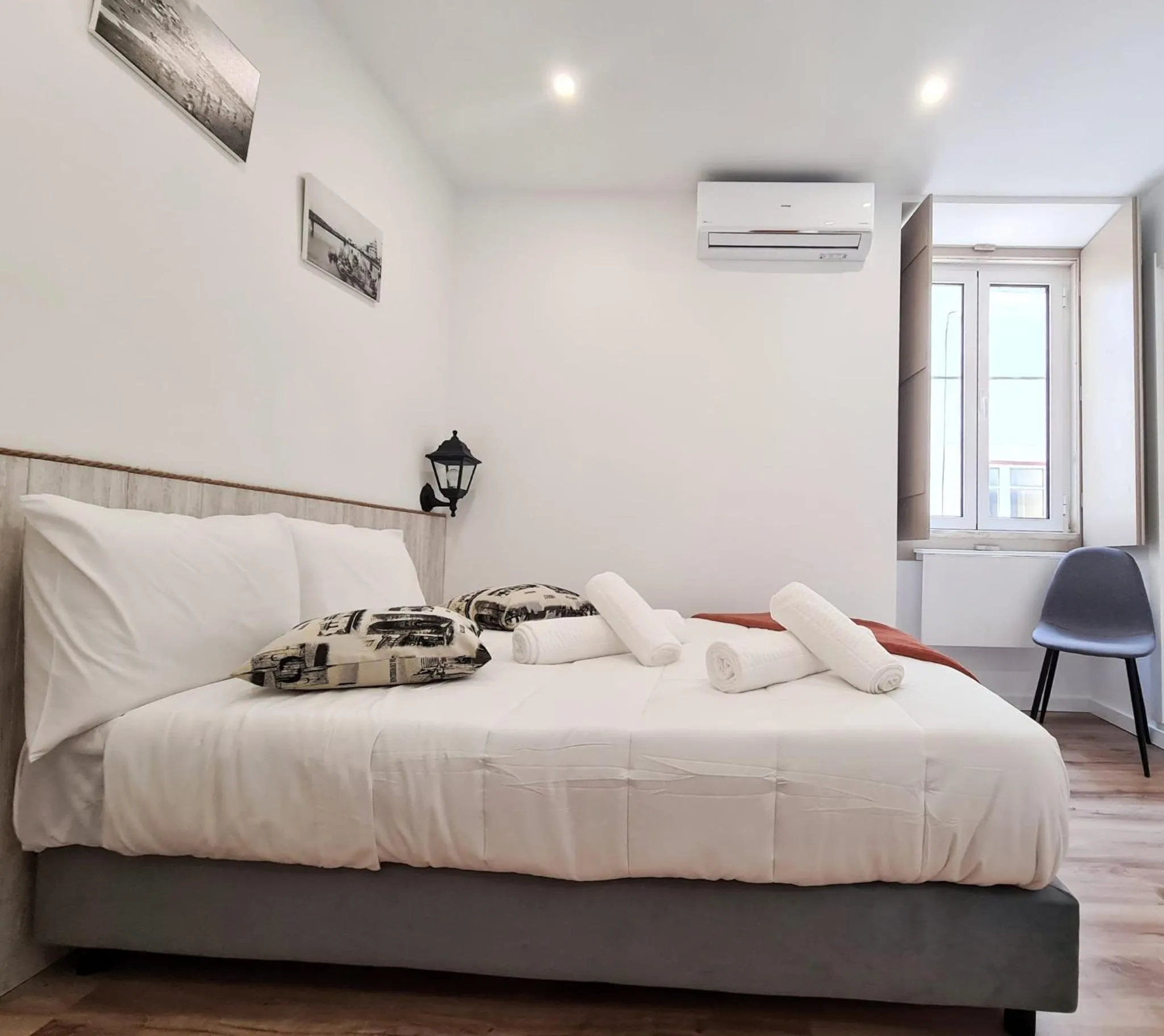 Bedroom, Bed in COIMBRA CITY CHARM
