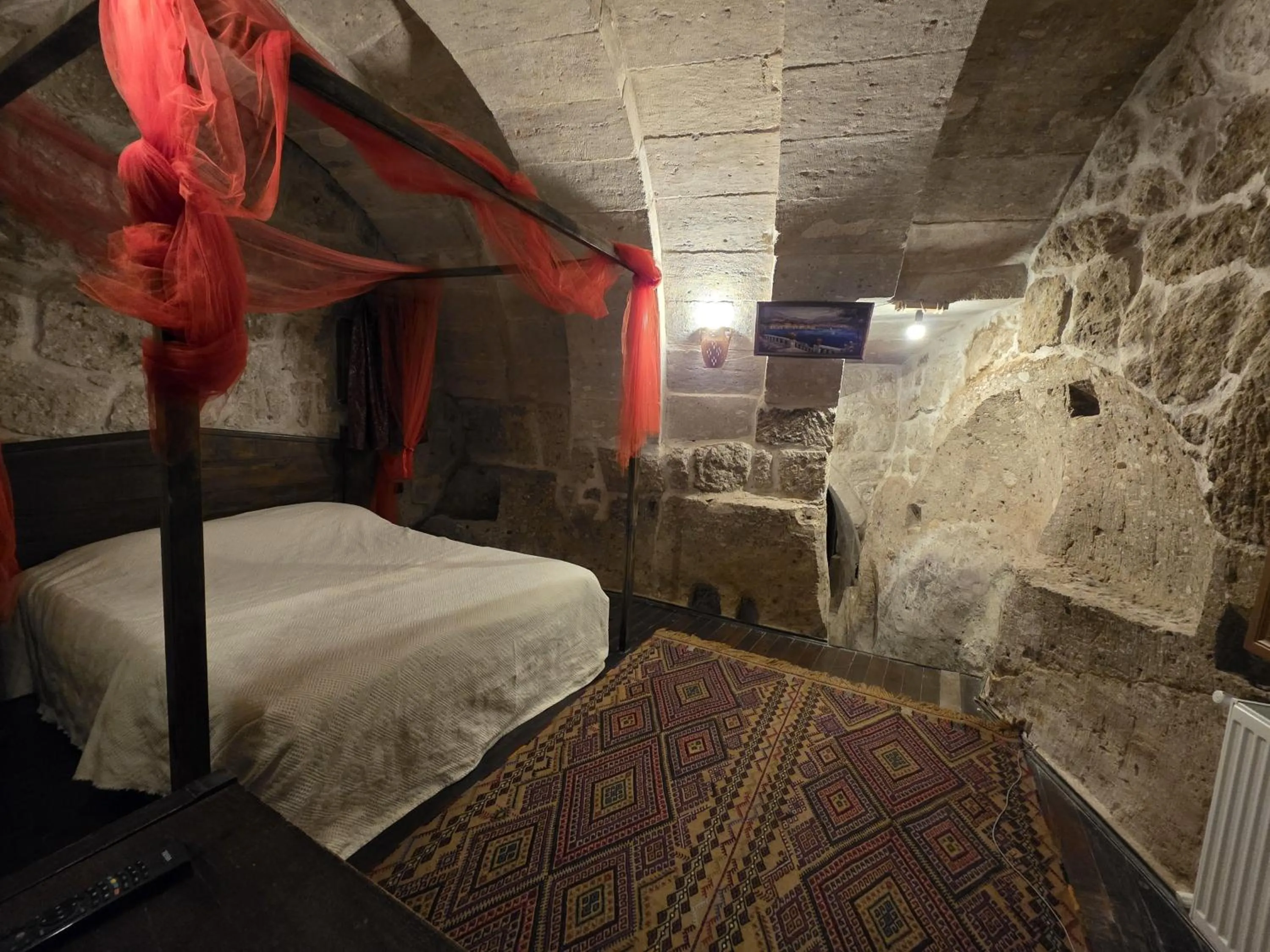 Photo of the whole room, Bed in Kapadokya Ihlara Konakları Otel Antik Konaklar