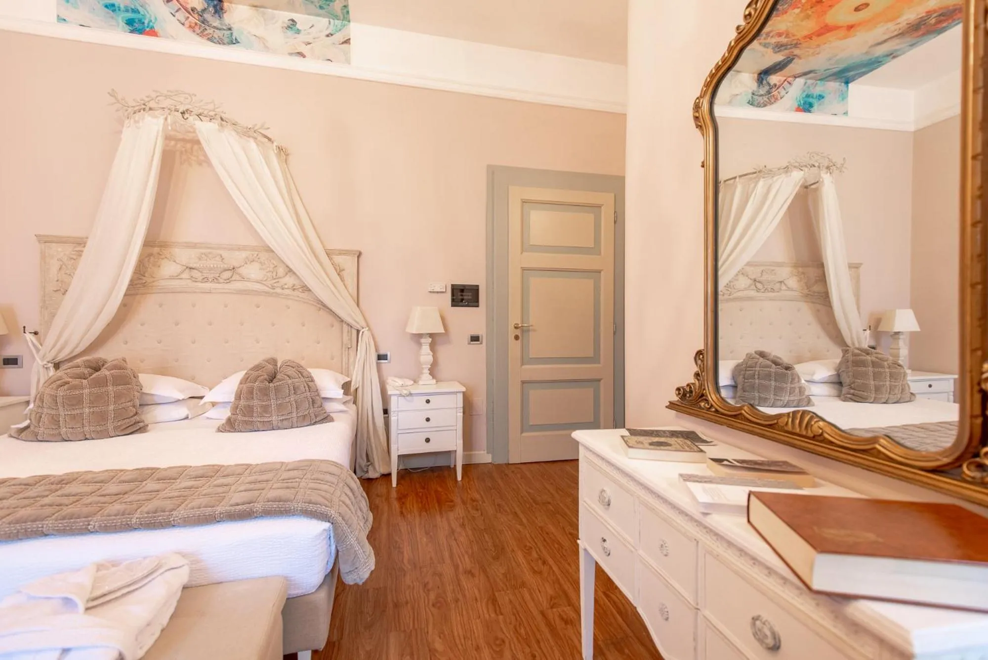 Bedroom, Bed in Hotel Ristorante Ala d'Oro