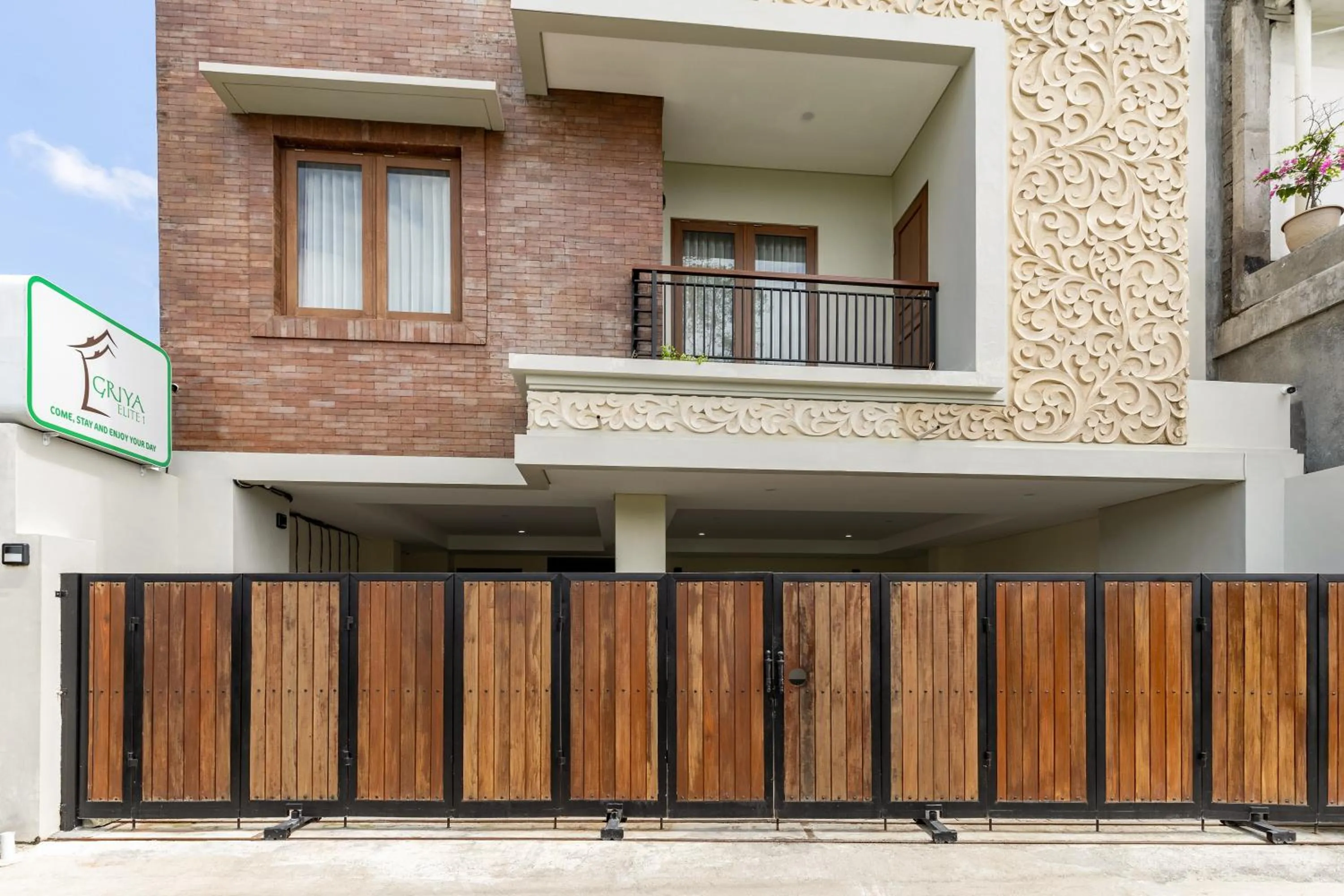 Property building in Cove Griya Elite I