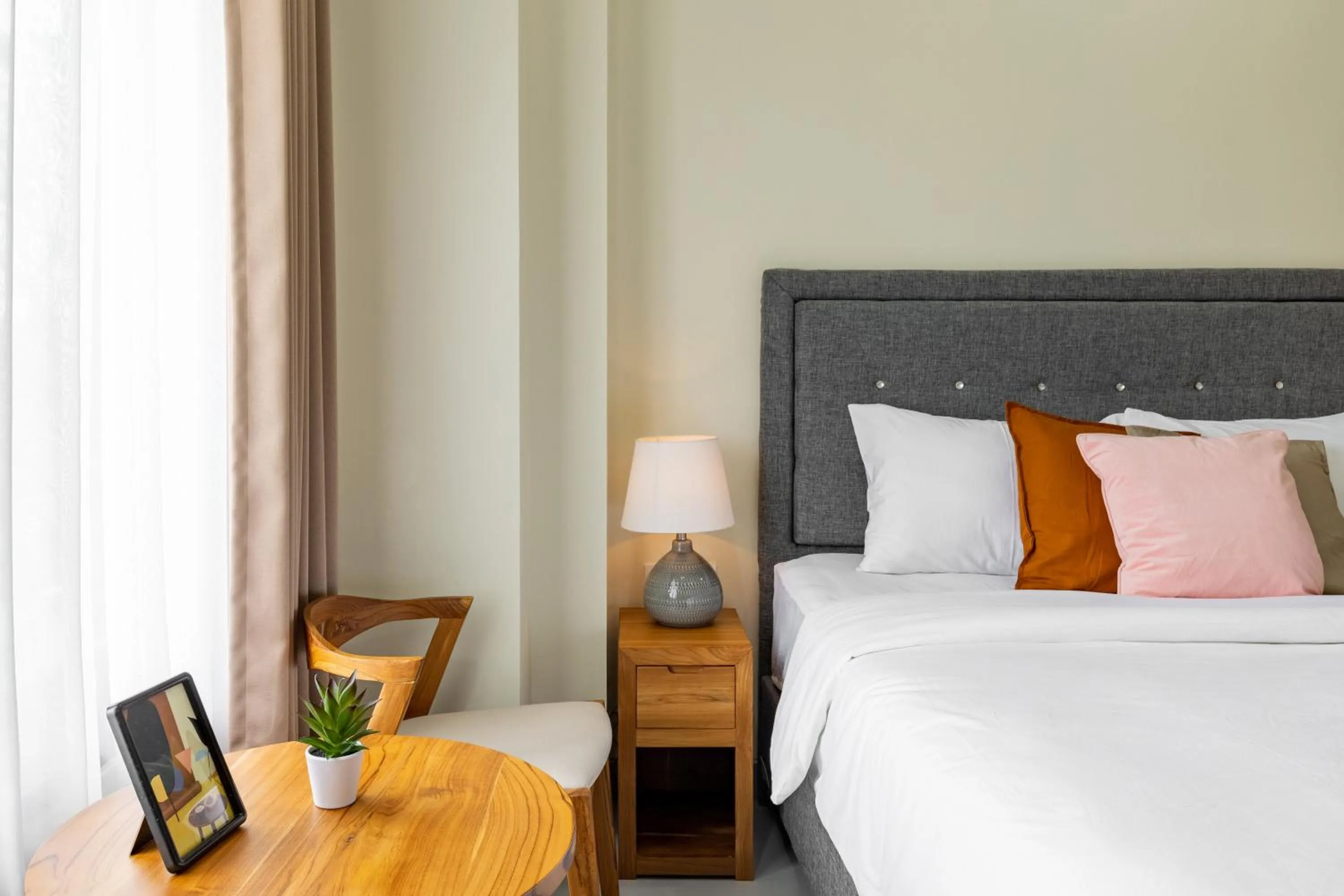 Bedroom, Bed in Cove Griya Elite I