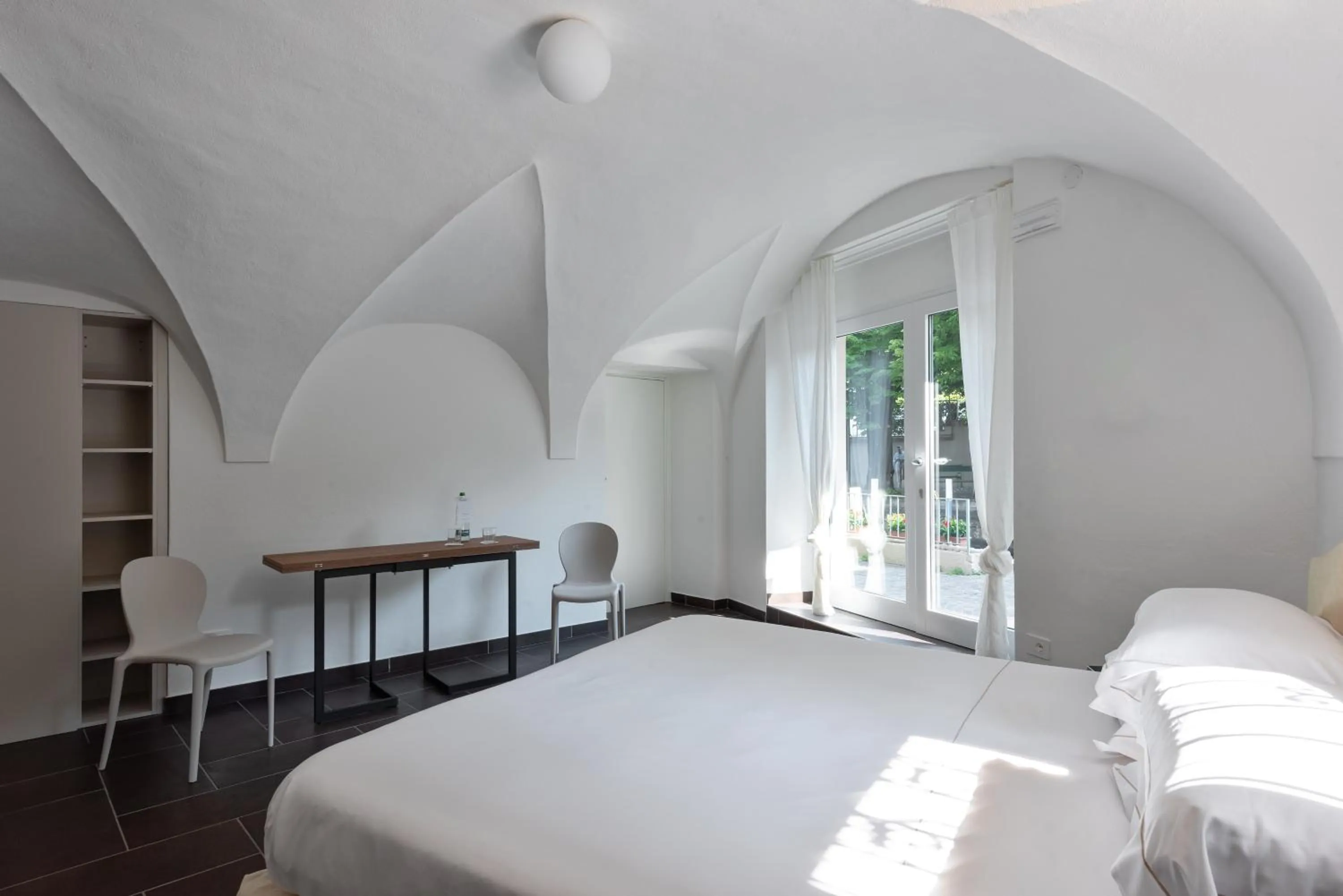 Bed in Hotel Rivalago