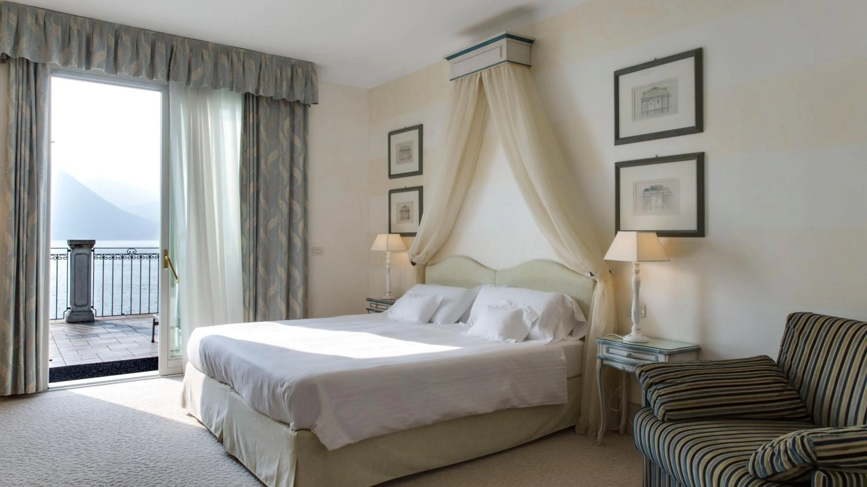 Day, Bed in Hotel Rivalago