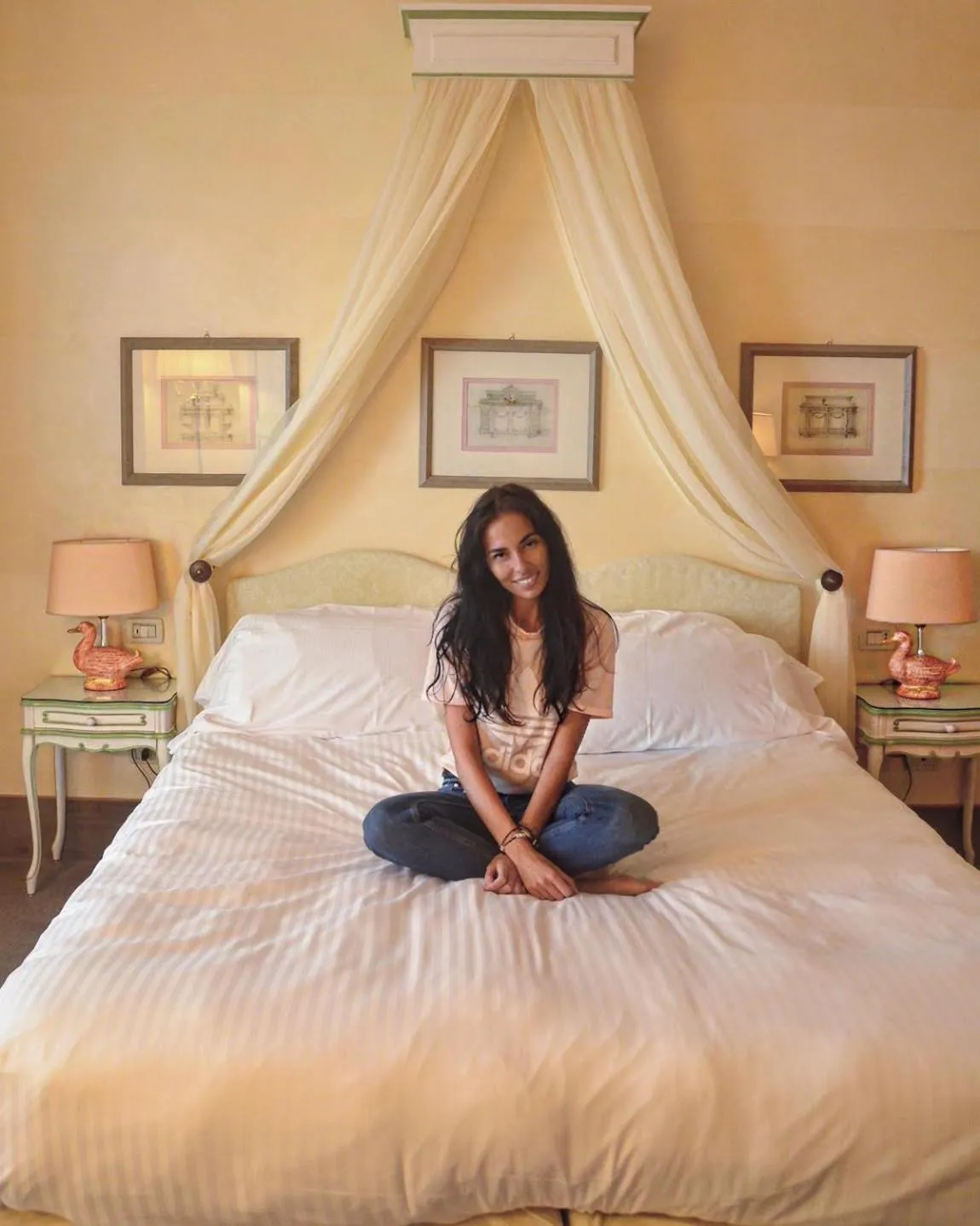 Bed in Hotel Rivalago