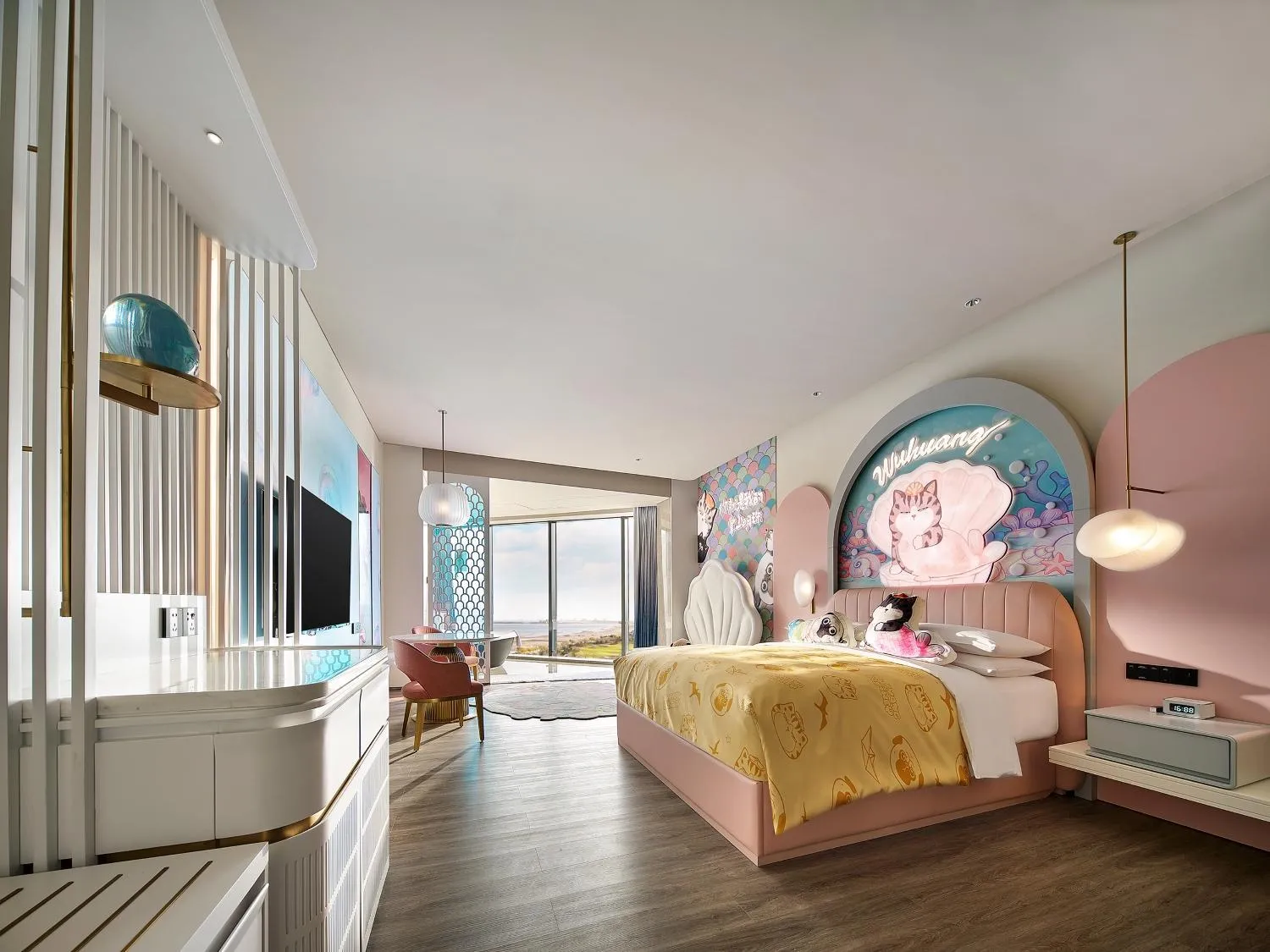 Bed in Qinhuangdao Marriott Resort