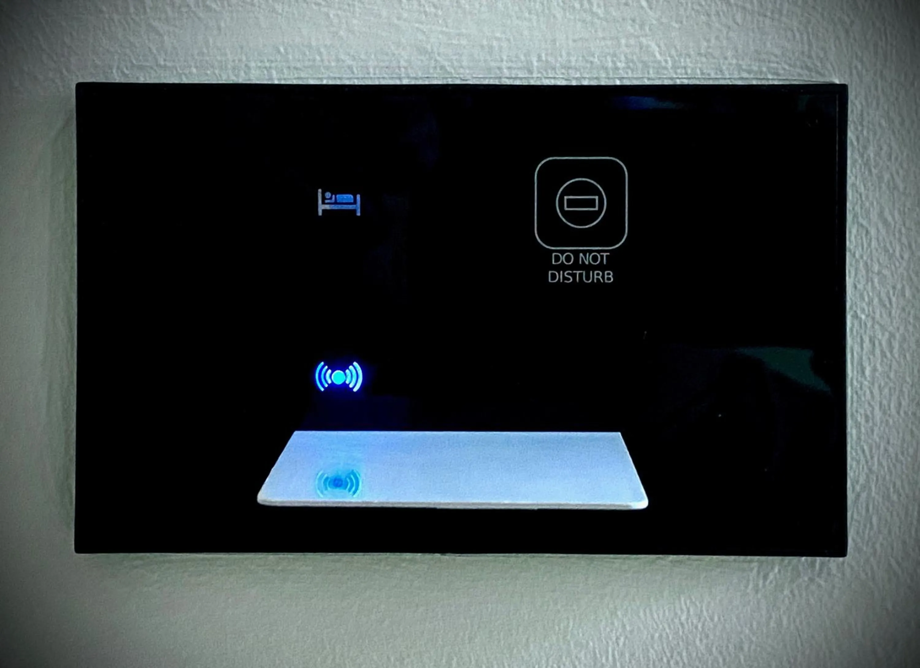 TV and multimedia in Hotel Leonardo