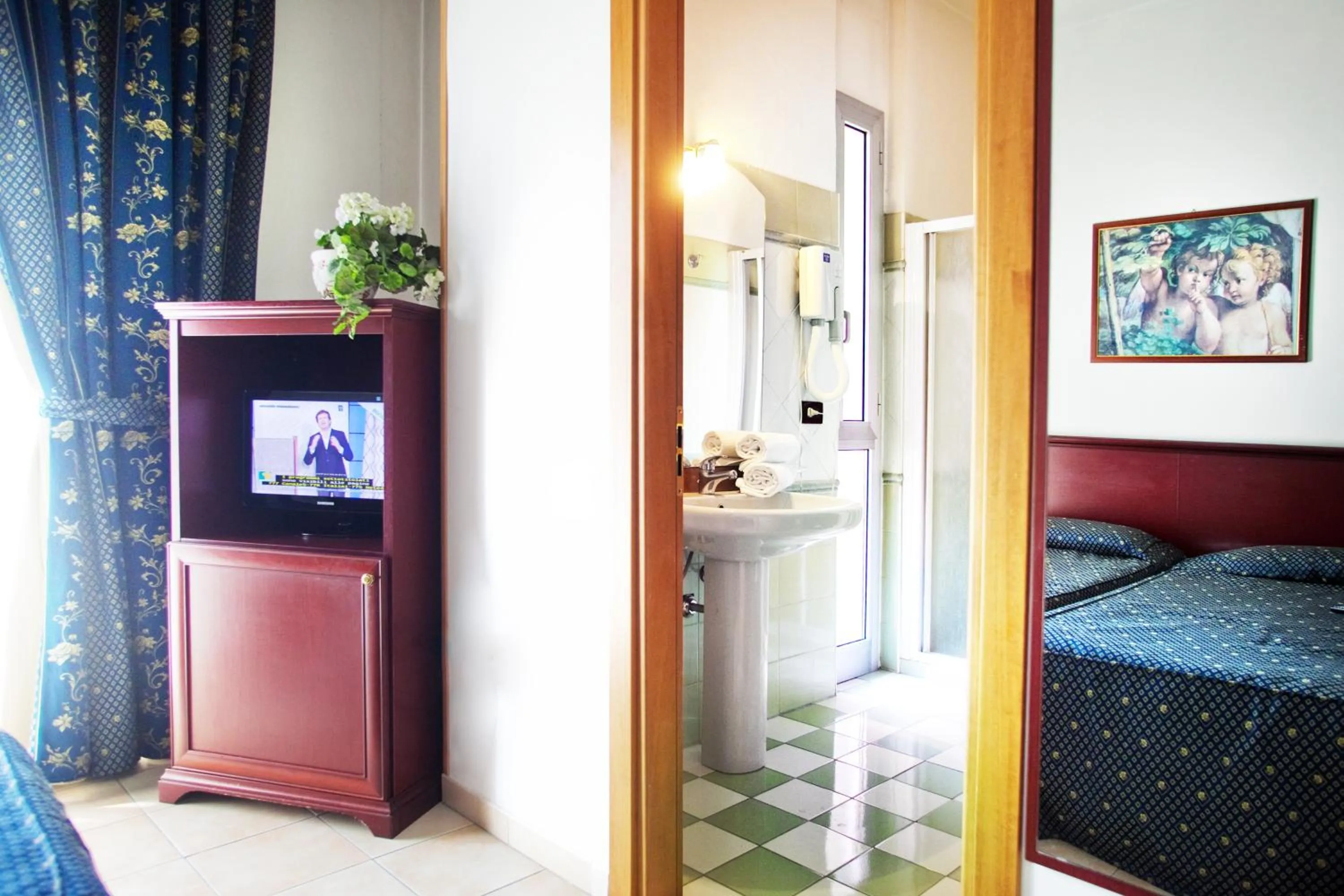 Decorative detail, Bed in Hotel Leonardo