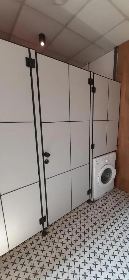 Bathroom in Kraków Chilli Hostel