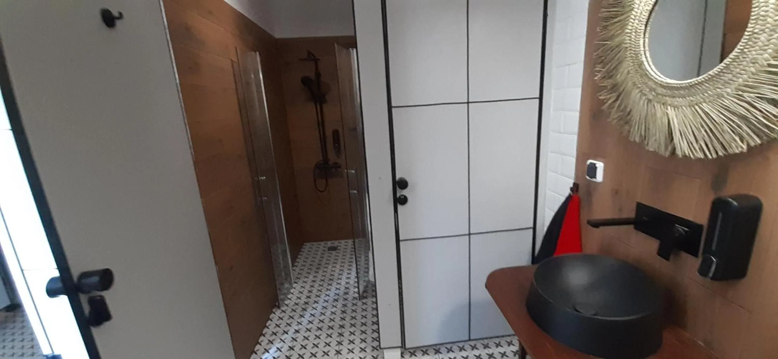 Bathroom in Kraków Chilli Hostel