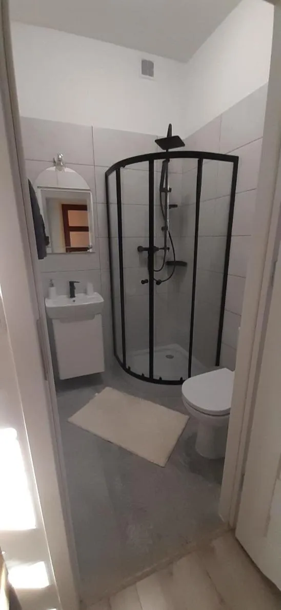 Bathroom in Kraków Chilli Hostel