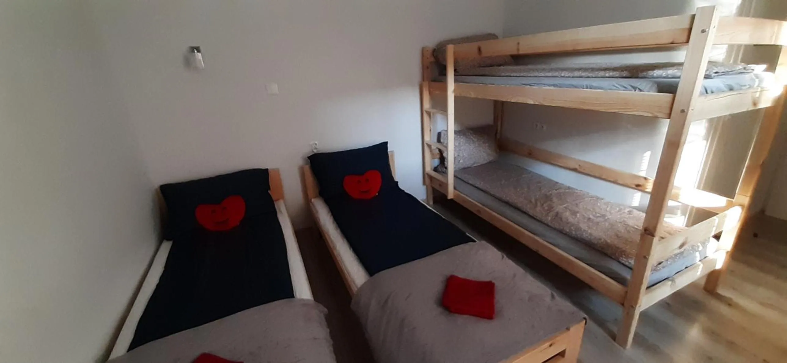 Bed in Kraków Chilli Hostel