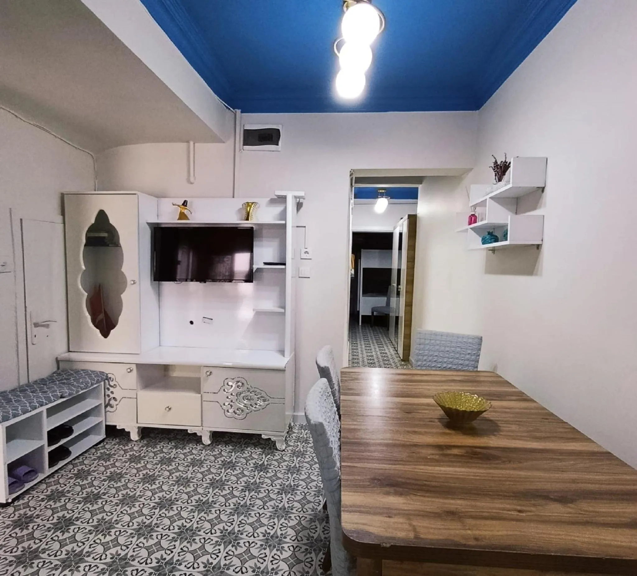 Communal lounge/ TV room in My Home Taksim