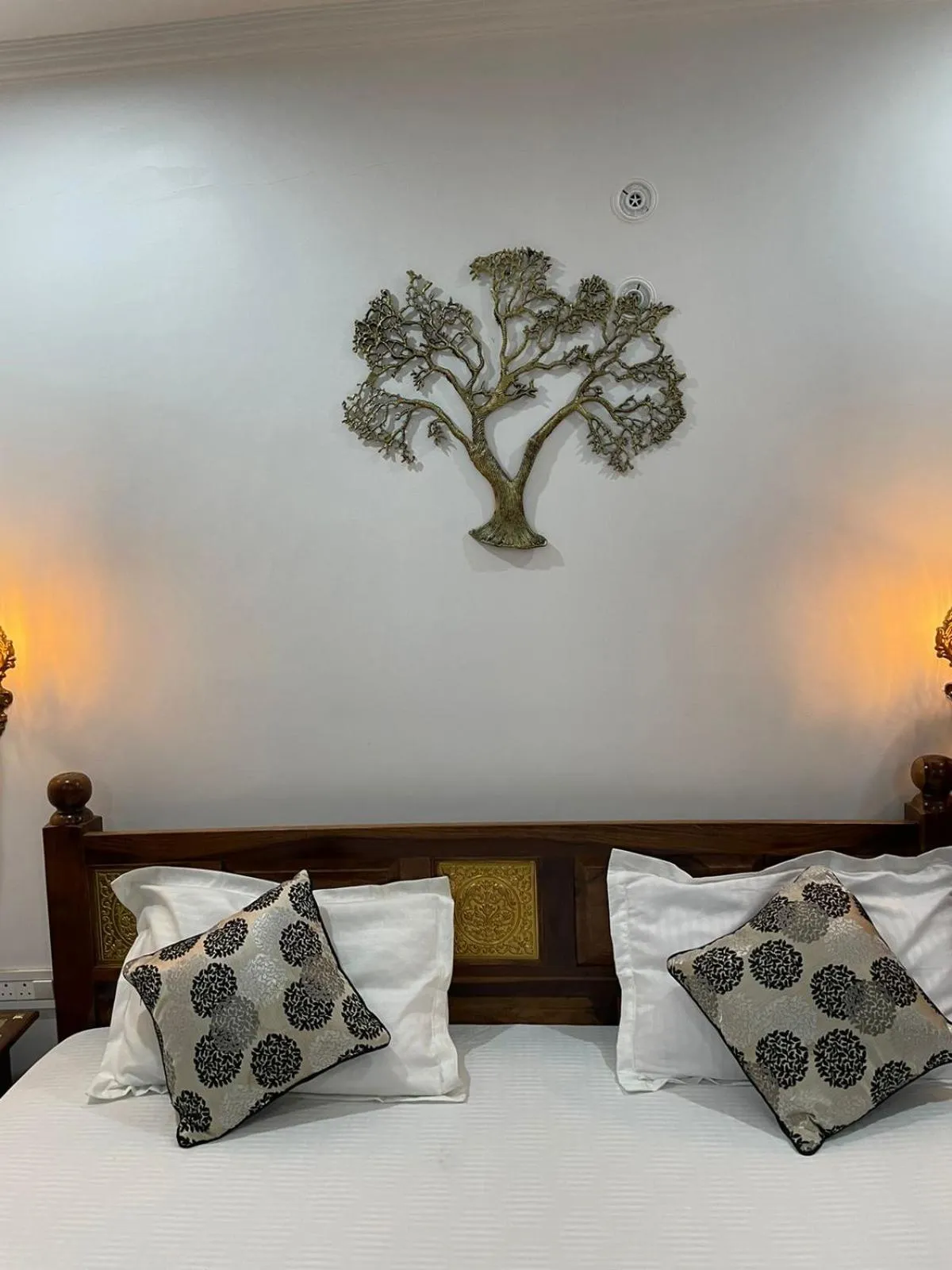 Bed in Mrig Valley Resort, Homestay & Banquet