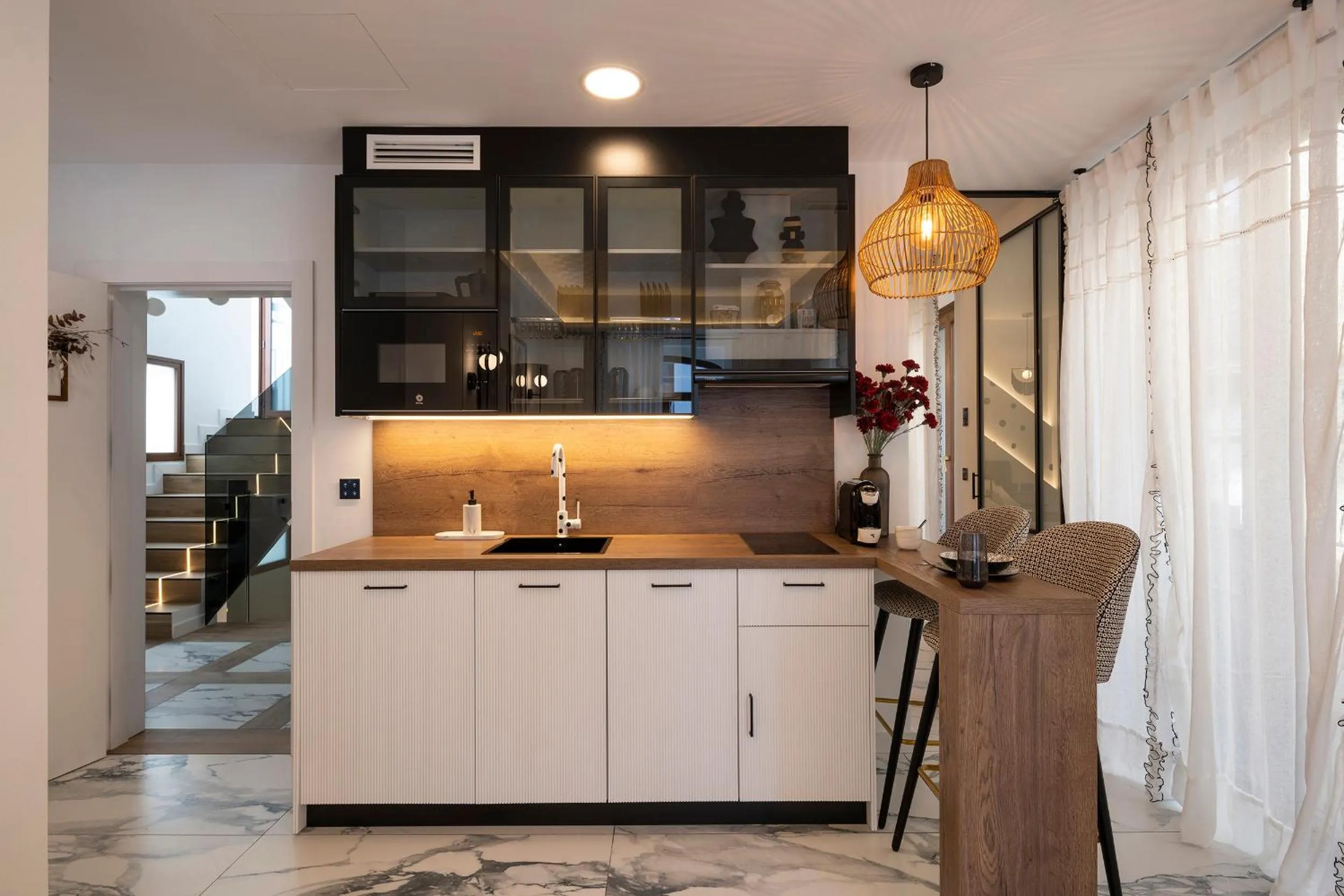 Kitchen or kitchenette in Palatina Concept Suites