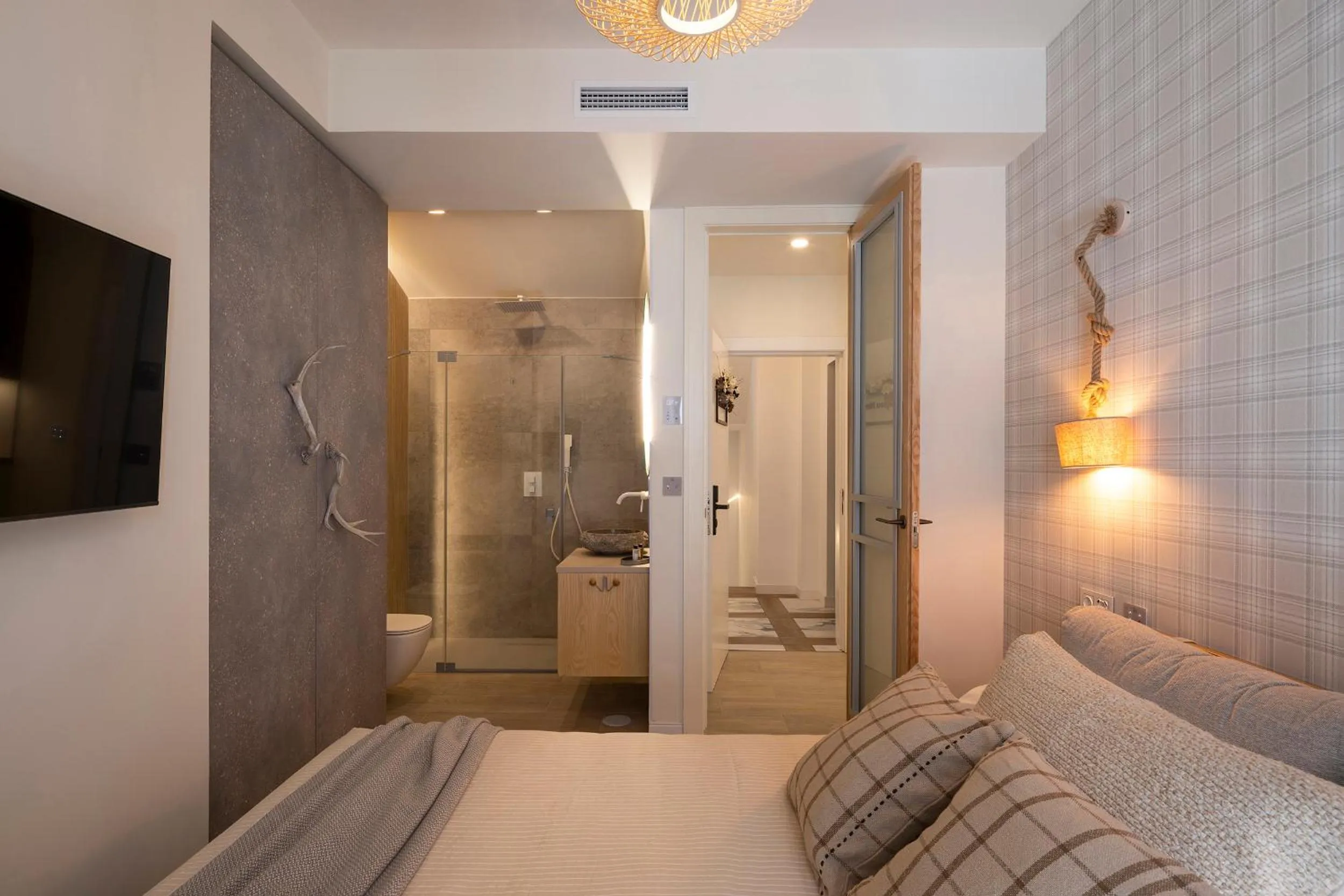 Bathroom in Palatina Concept Suites