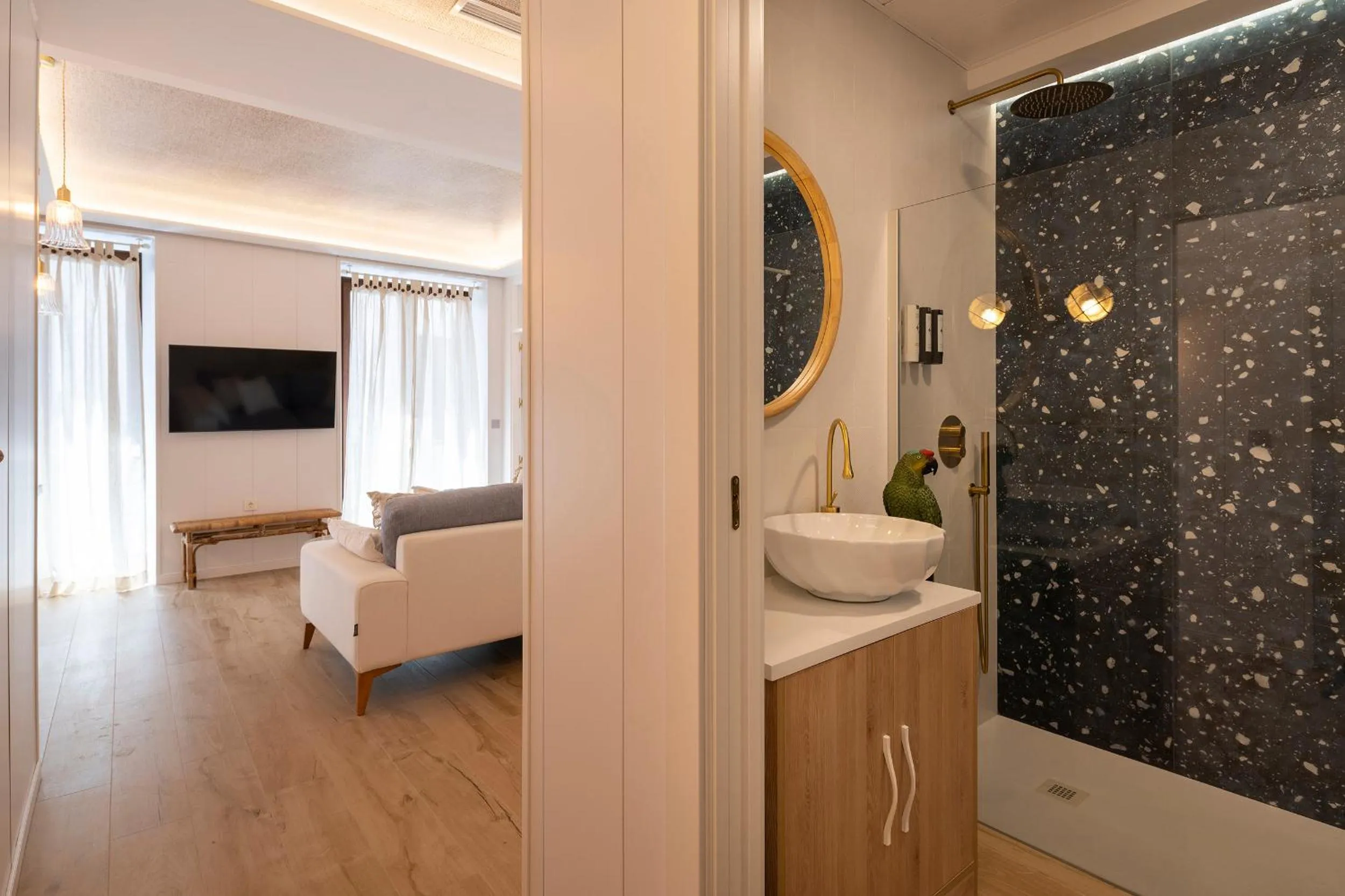 Bathroom, Bed in Palatina Concept Suites