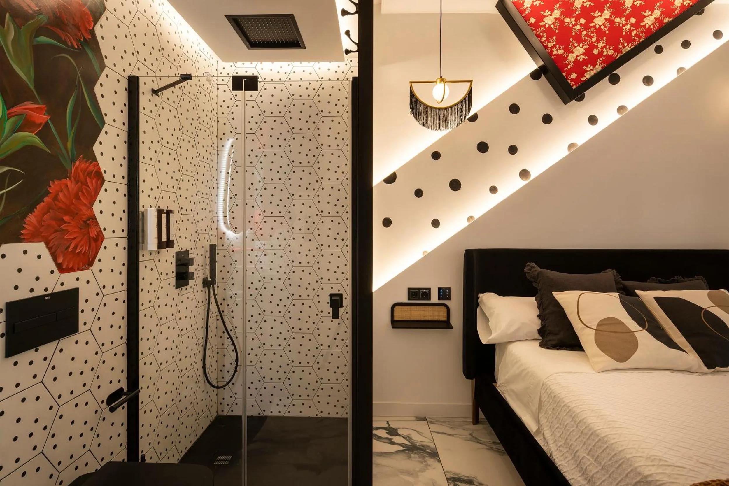 Bathroom, Bed in Palatina Concept Suites