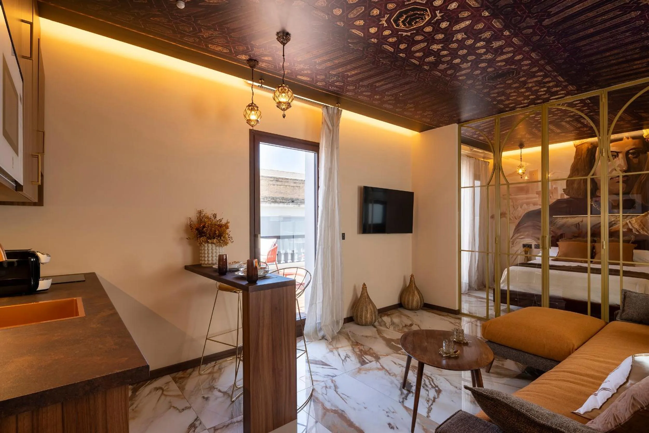 TV and multimedia, Bed in Palatina Concept Suites