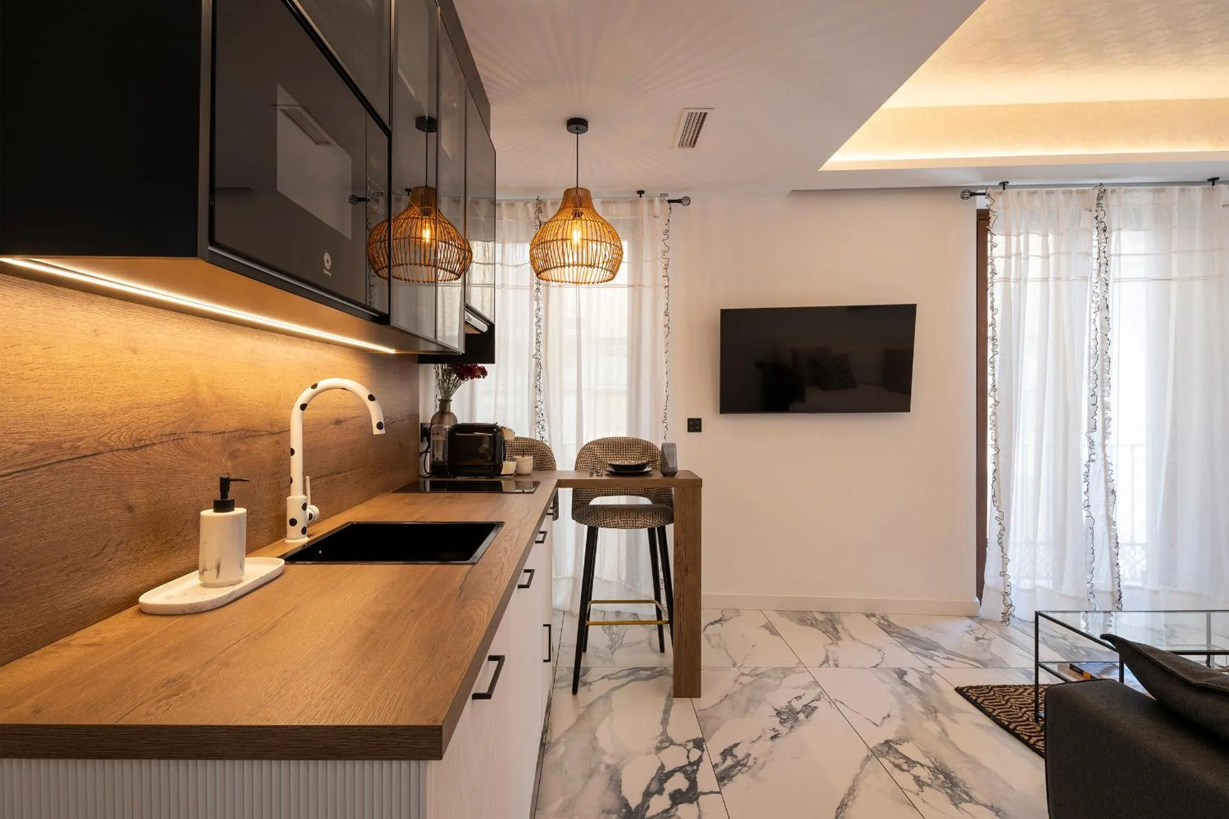 Kitchen or kitchenette in Palatina Concept Suites