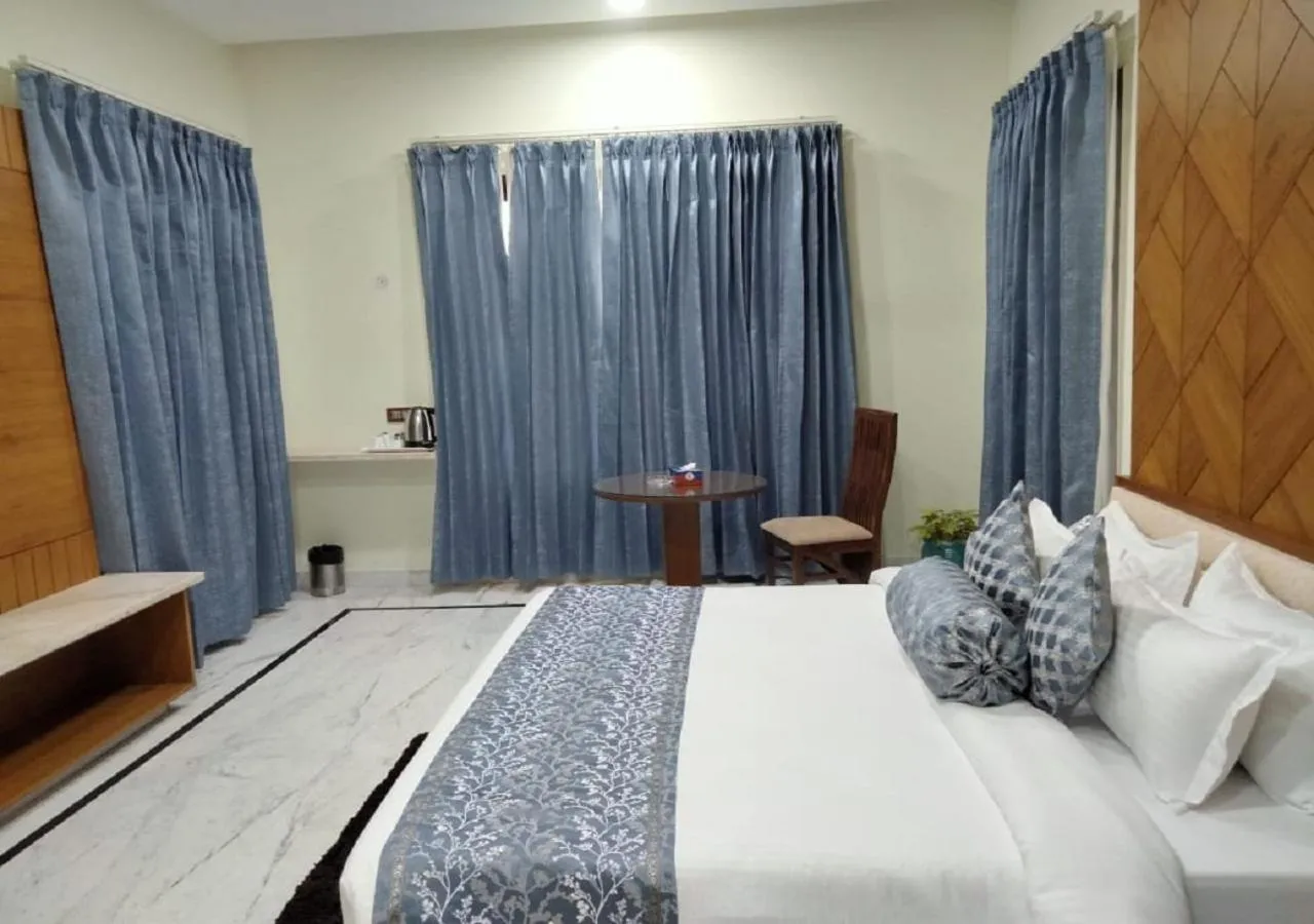Bedroom in Matoshree Club and Resort