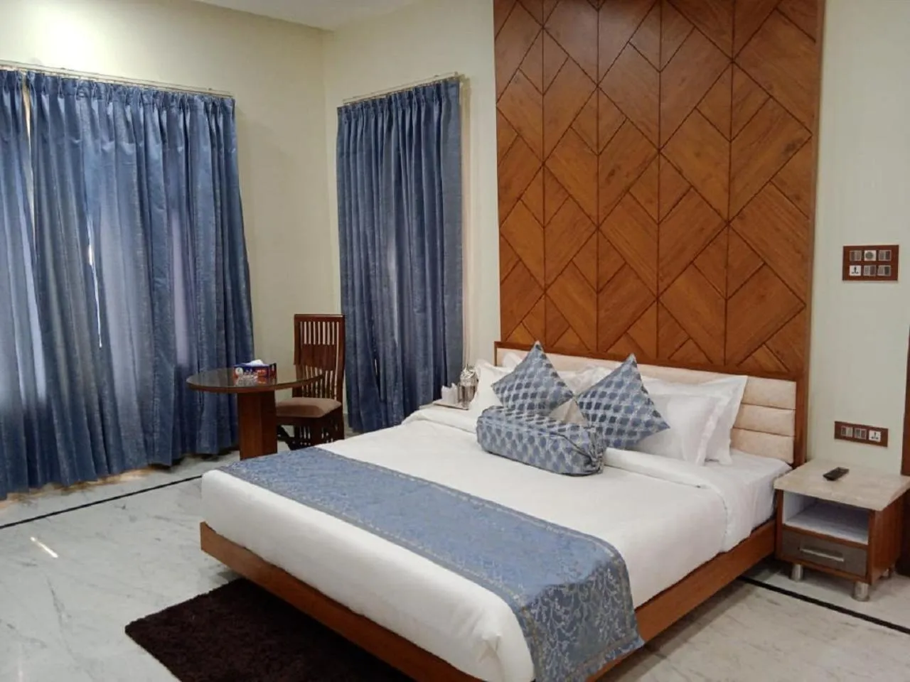 Bedroom in Matoshree Club and Resort