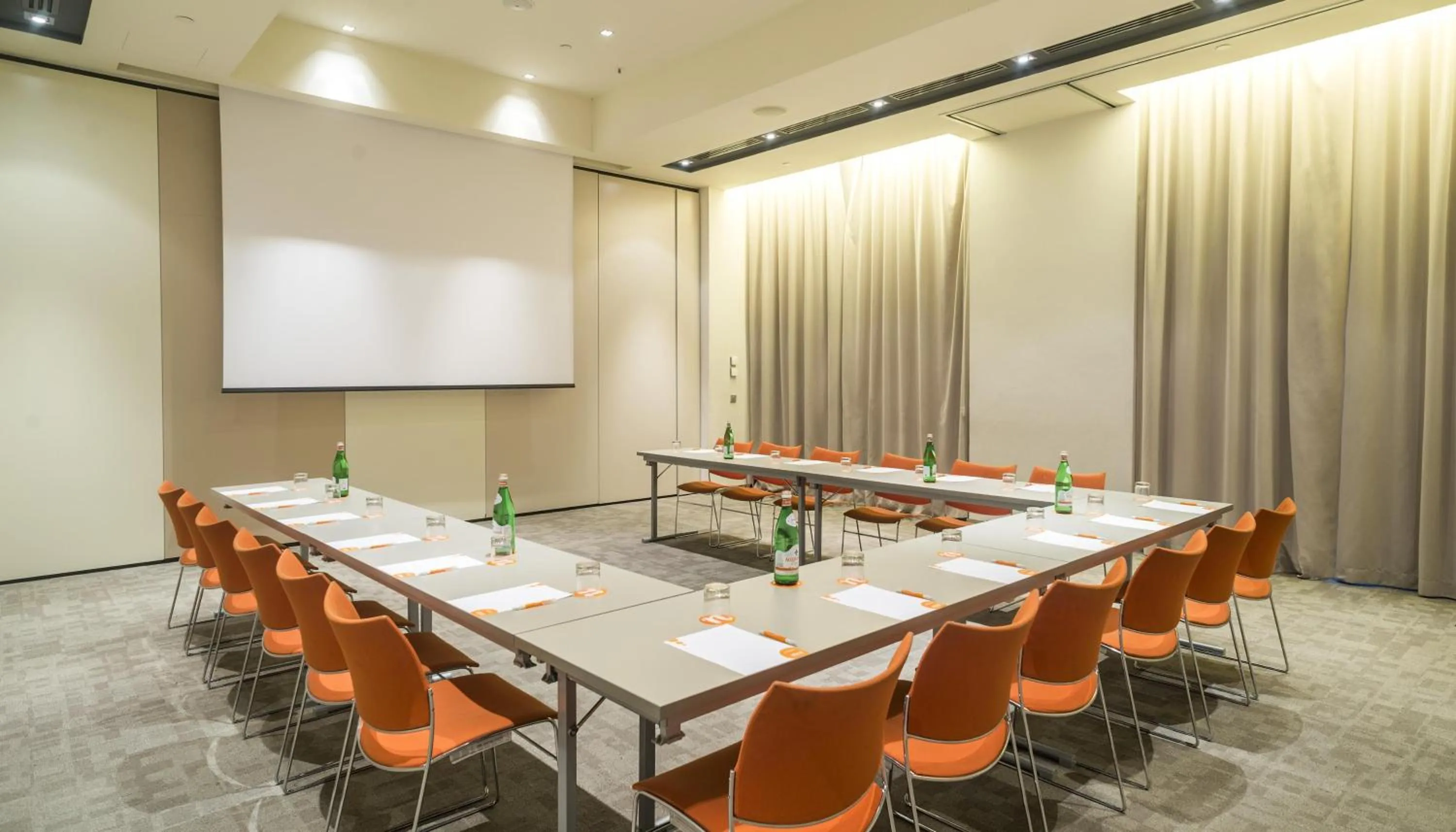 Meeting/conference room in Nhow Milan