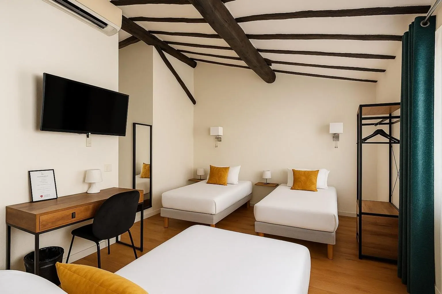 Bed in Hôtel Posta Vecchia