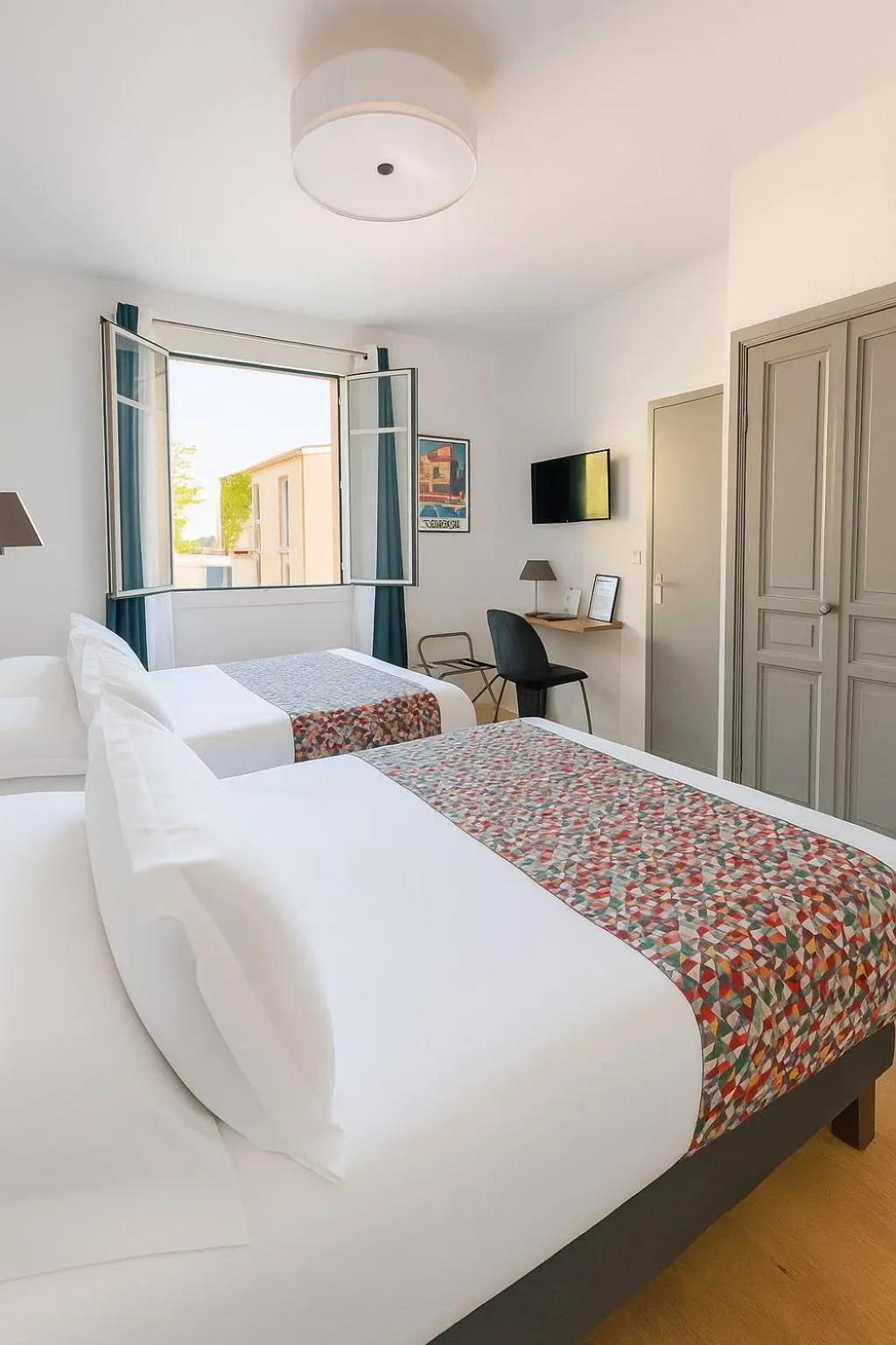 Bed in Hôtel Posta Vecchia