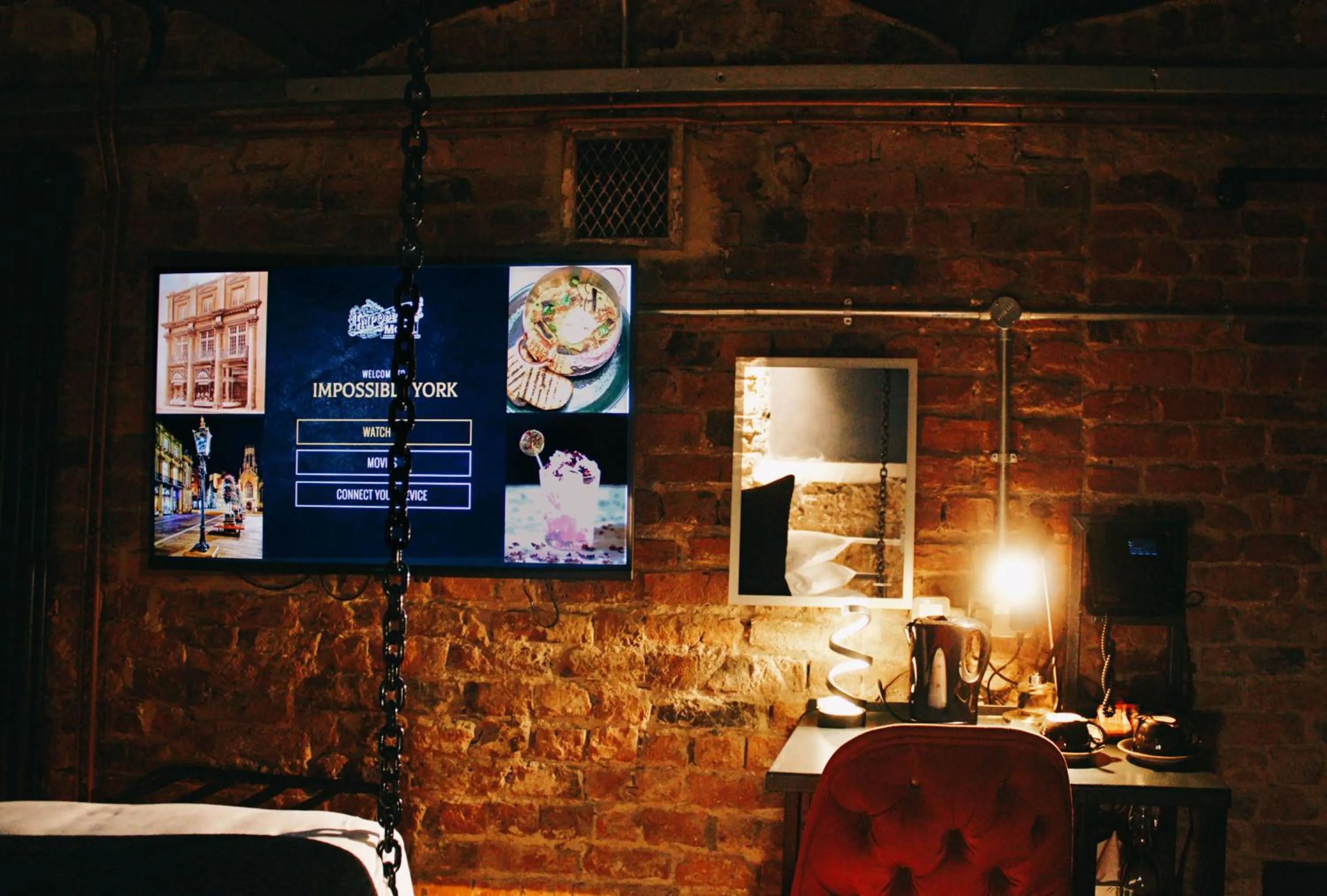 Coffee/tea facilities in Impossible Motel