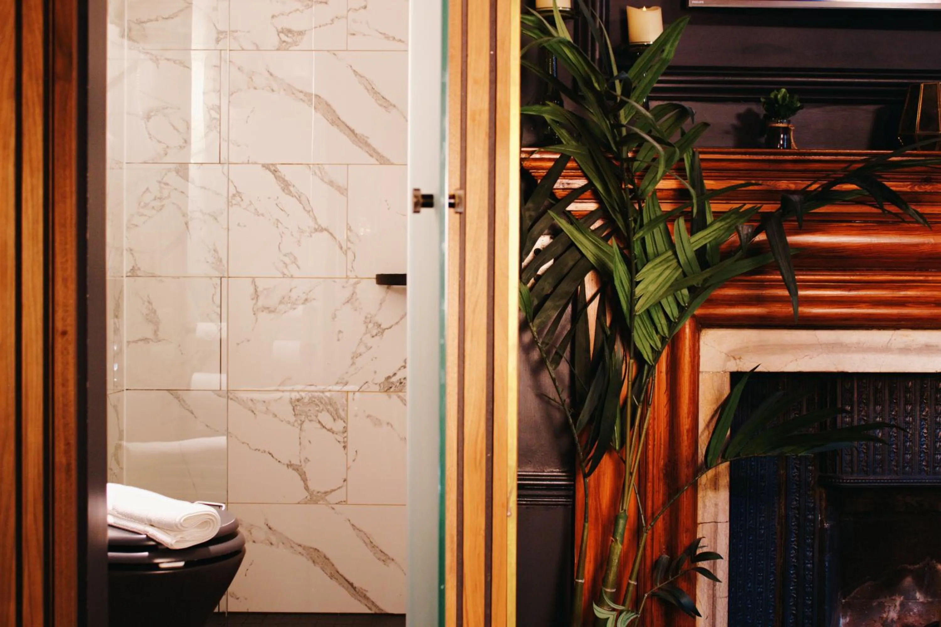 Bathroom in Impossible Motel