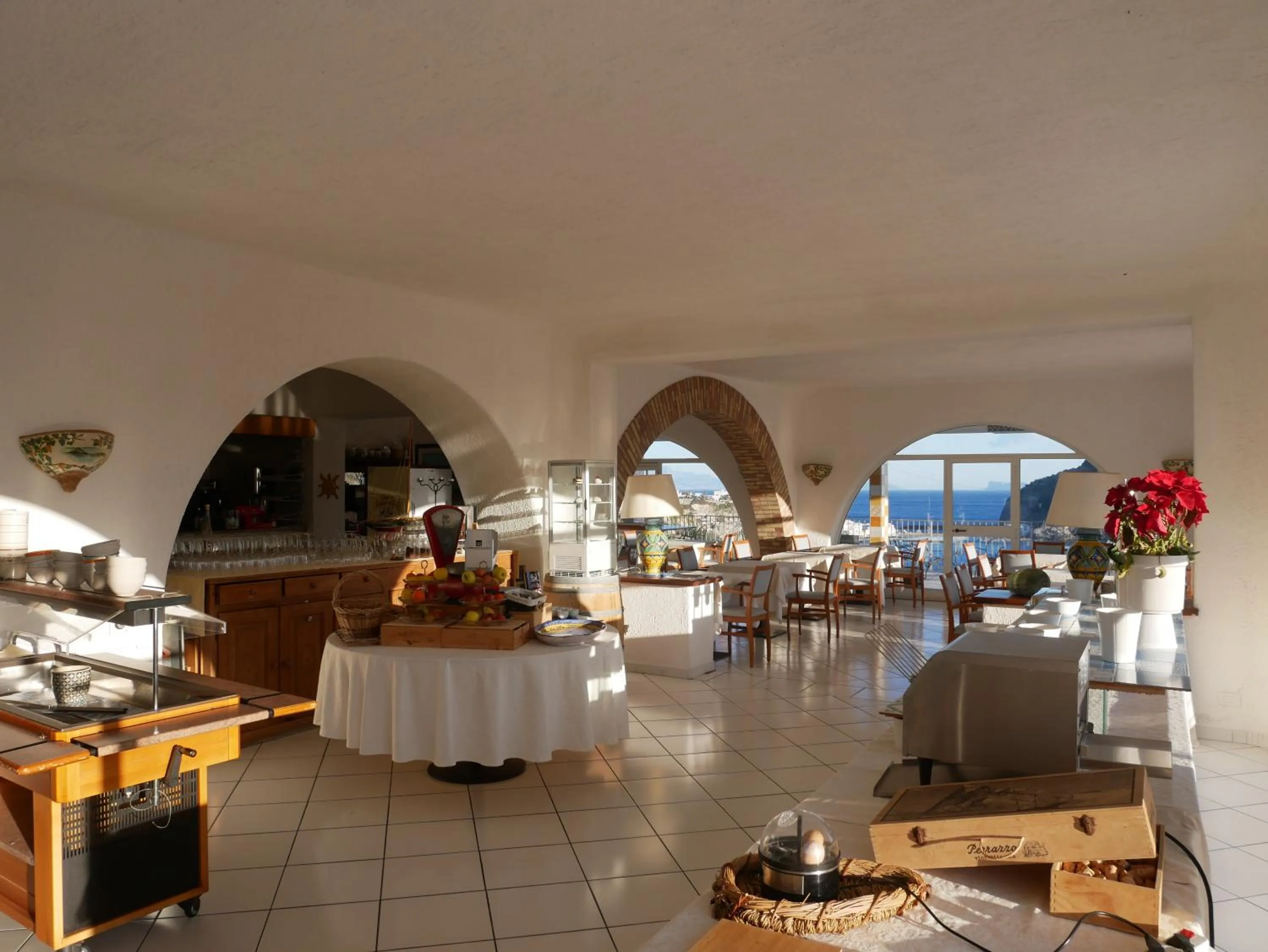 Restaurant/places to eat in Hotel Torre Sant'Angelo