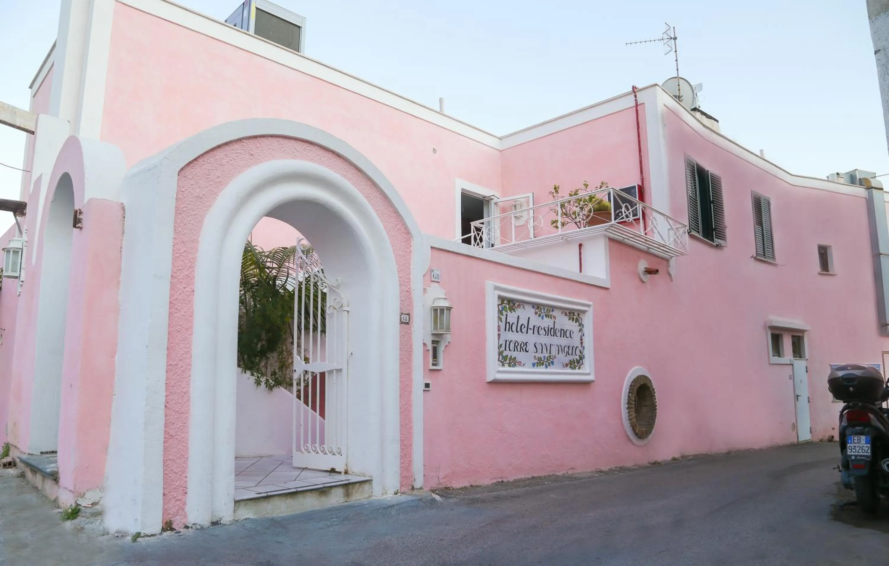 Facade/entrance in Hotel Torre Sant'Angelo